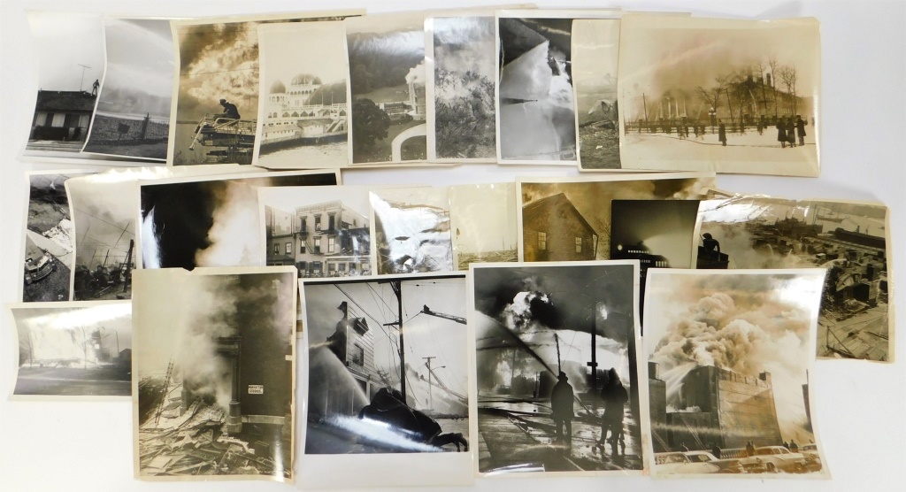 23PC FIRE DISASTER NEWS PHOTOGRAPHS