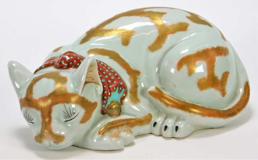 CHINESE EXPORT PORCELAIN CAT SCULPTURE 35eaab