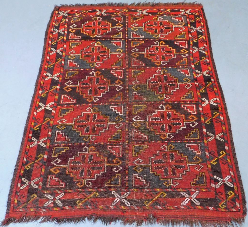 MIDDLE EASTERN GEOMETRIC RUG Middle