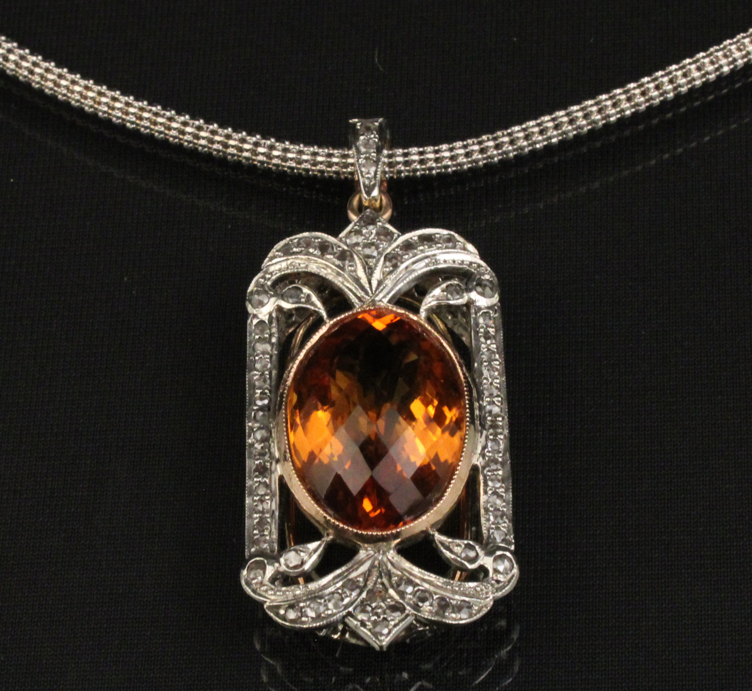 18K CITRINE AND DIAMOND PENDANT