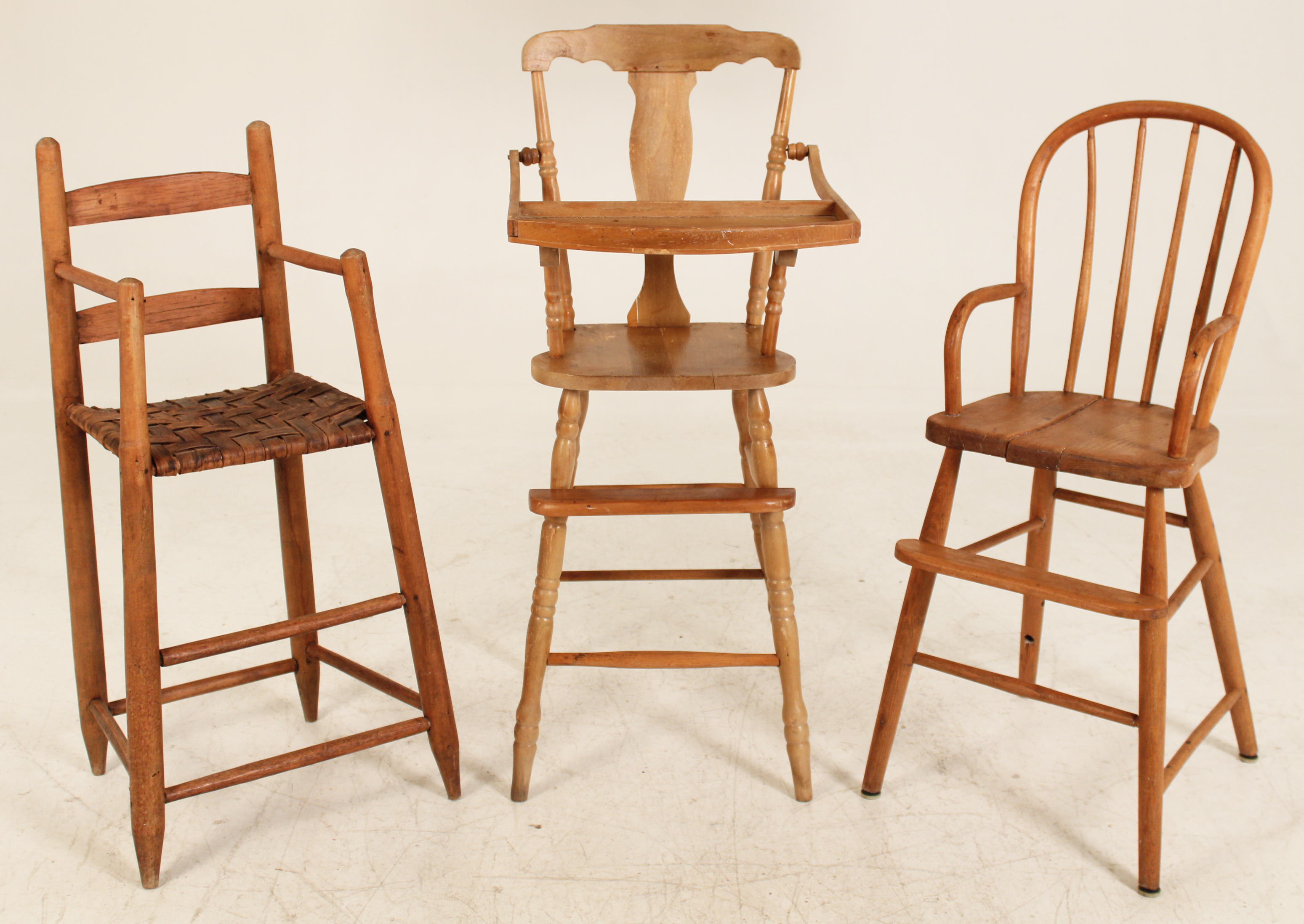 3 AMERICAN CHILD S HIGH CHAIRS 35ec5f