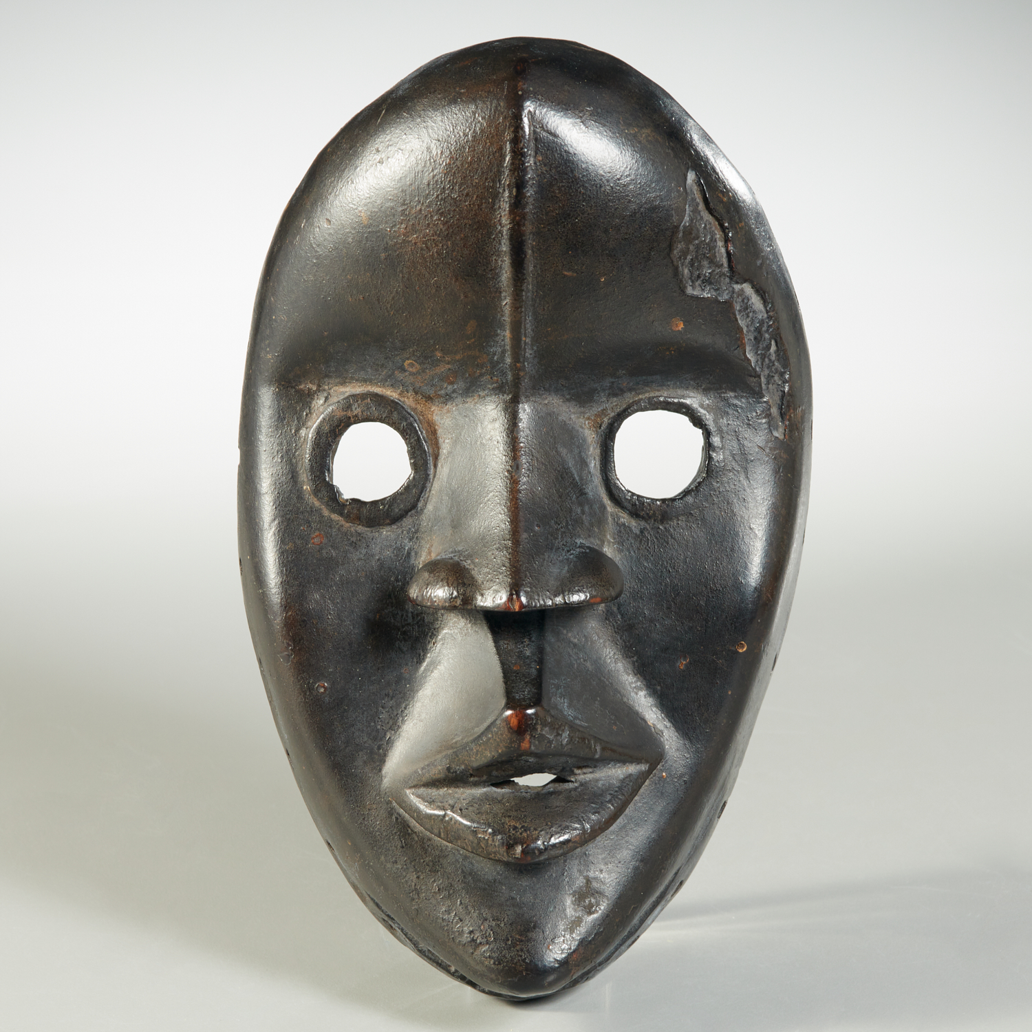 DAN PEOPLES, TRIBAL MASK, EX-MUSEUM