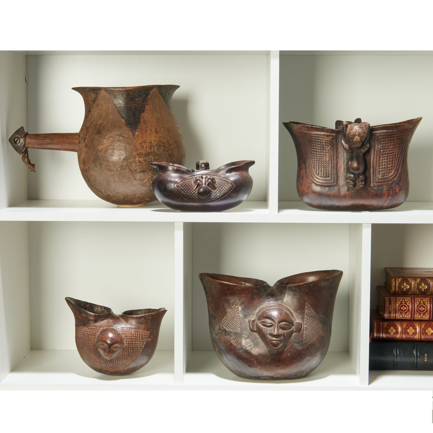 PENDE PEOPLES CARVED WOOD CONTAINERS 361573