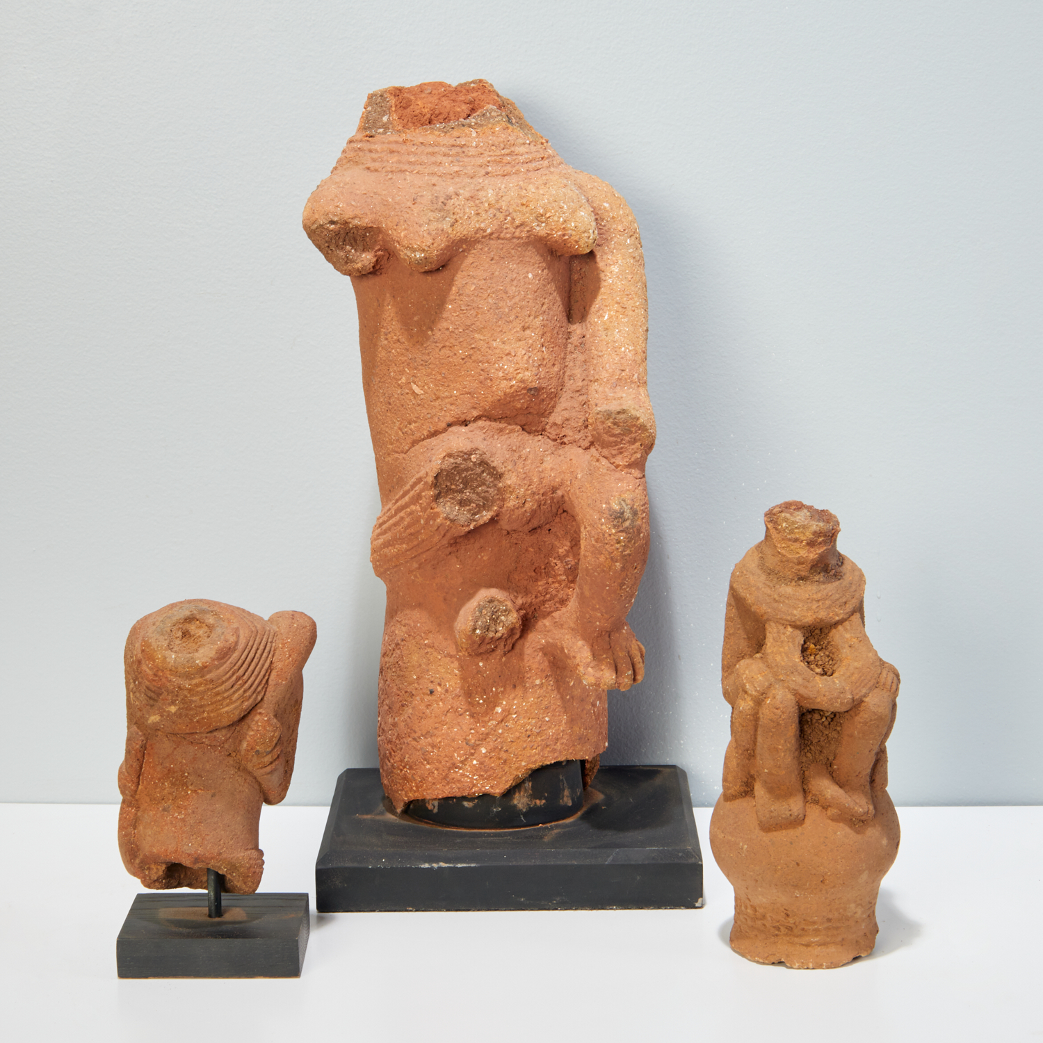 NOK CULTURE, (3) PARTIAL TERRACOTTA