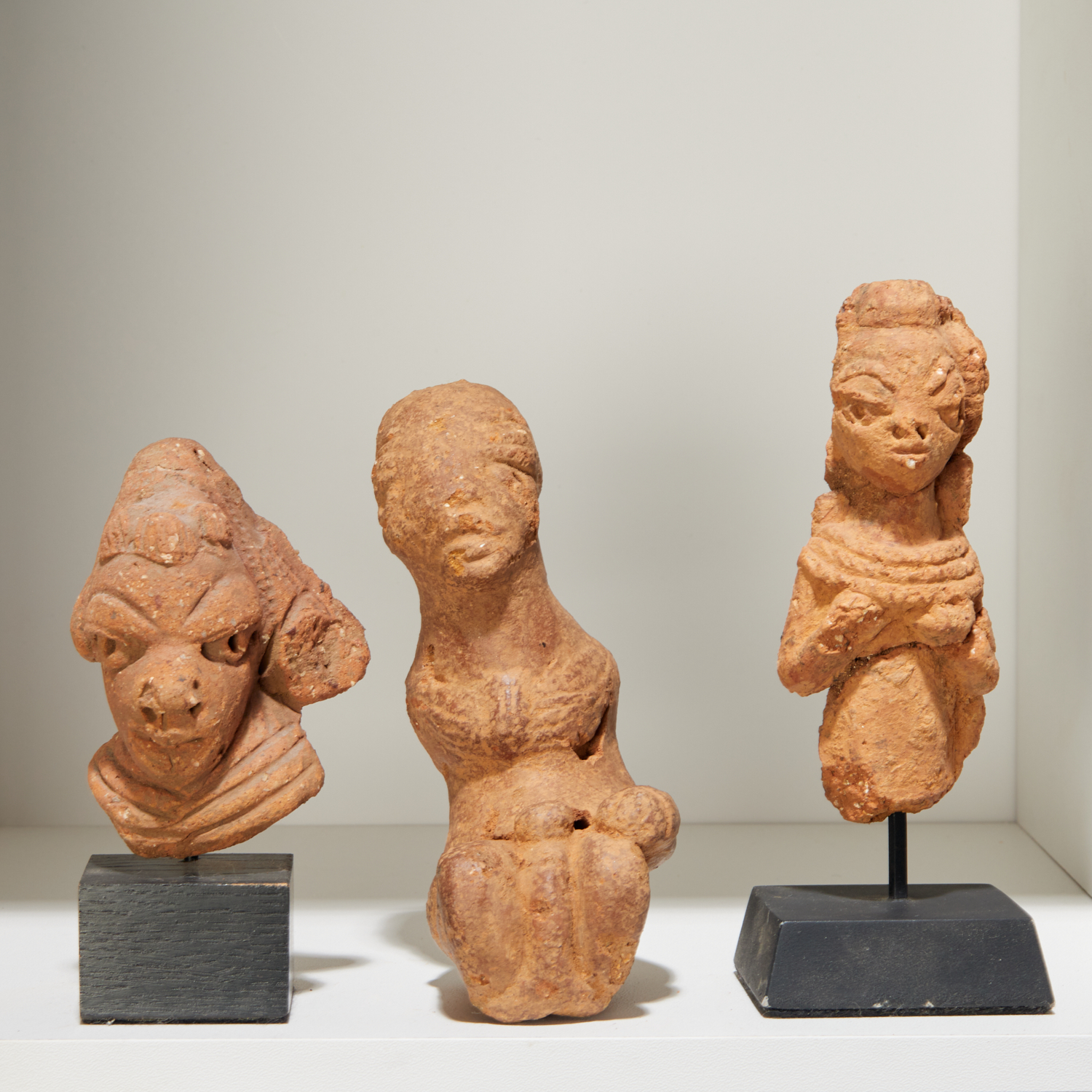 NOK CULTURE, (3) TERRACOTTA FIGURES