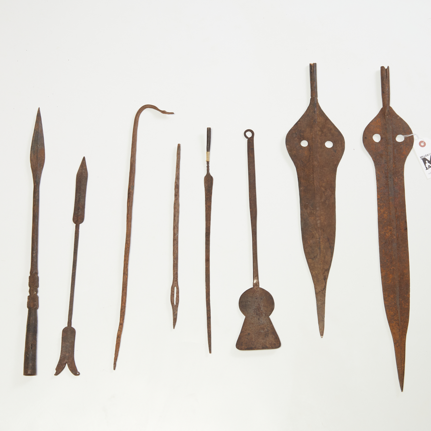  8 AFRICAN SPEAR BLADES AND IRON 3615c0