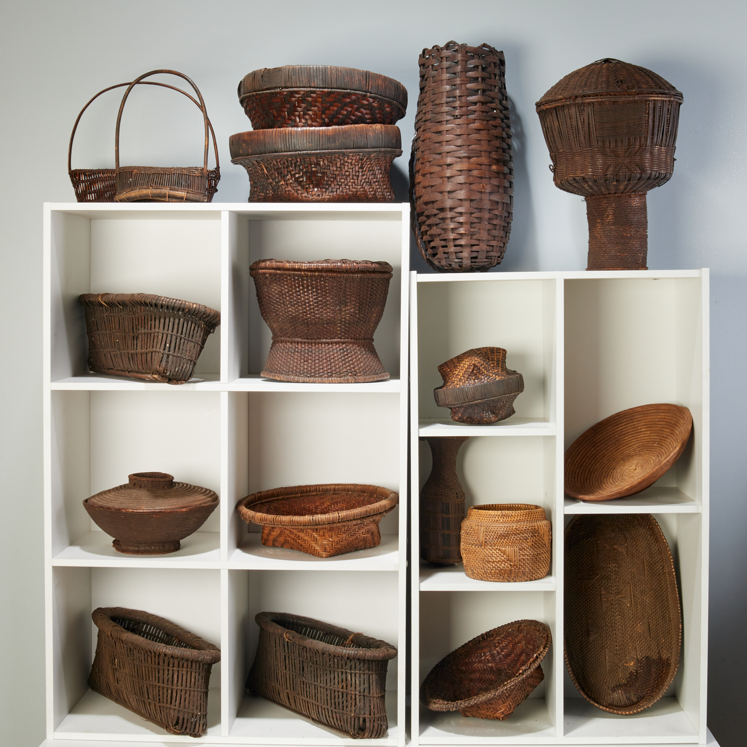 COLLECTION AFRICAN WOVEN BASKETS