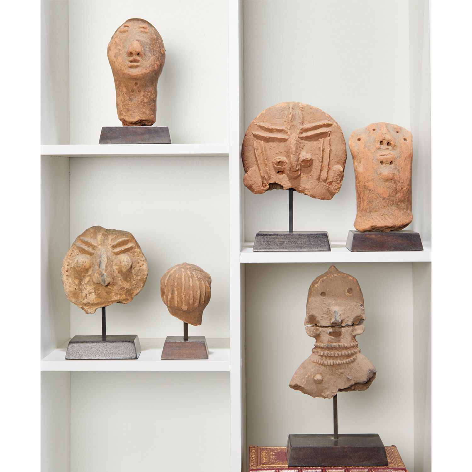 GROUP 6 BURA TERRACOTTA HEADS 36162c