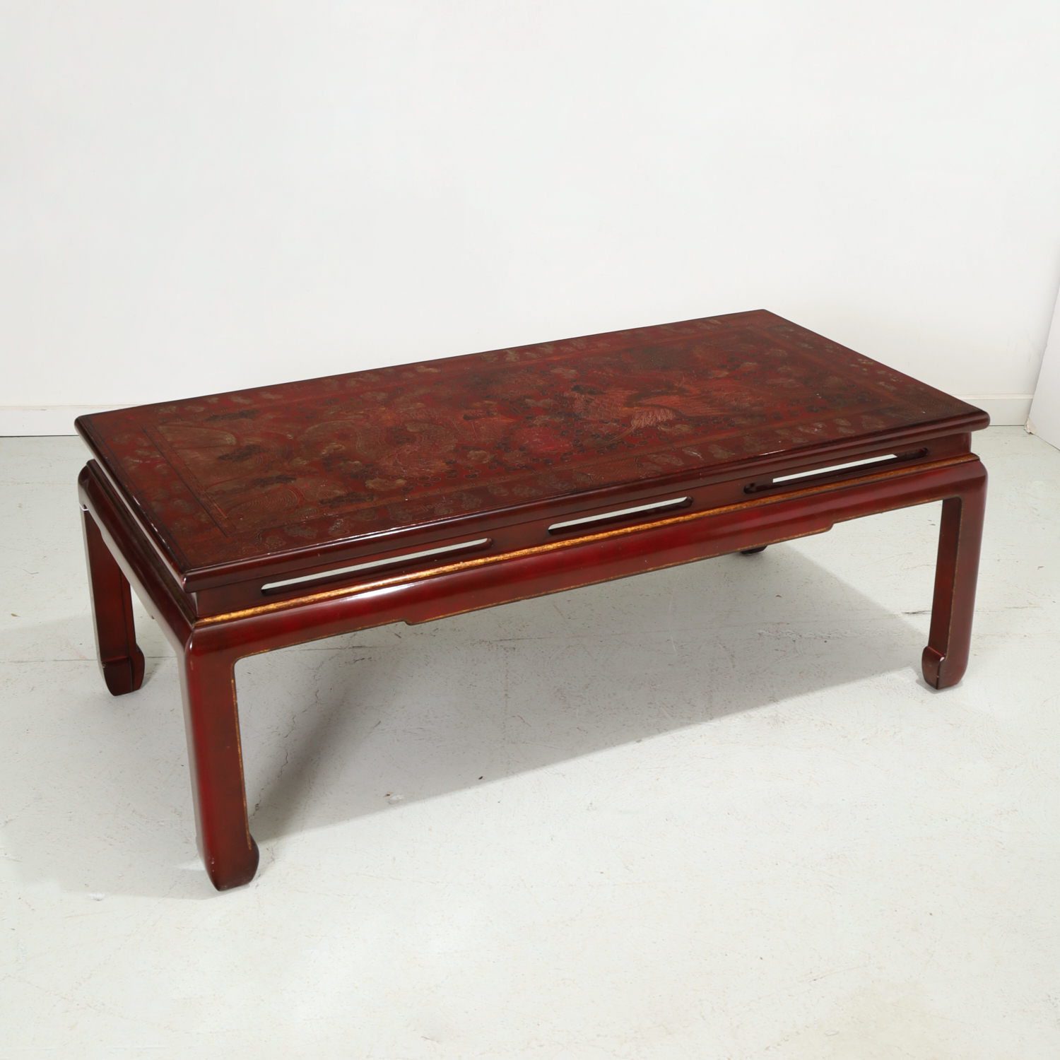 CHINESE RED LACQUERED COFFEE TABLE 3616bf