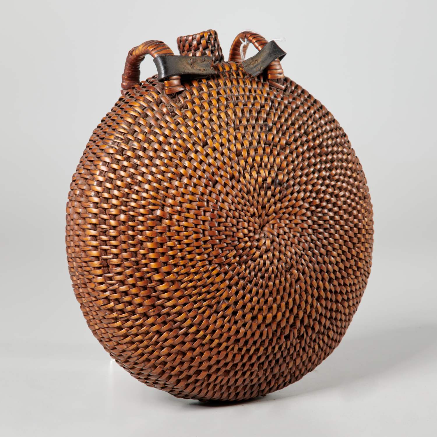 NATIVE AMERICAN WOVEN BASKETRY 361d51