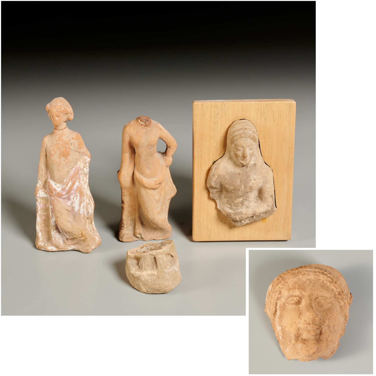 ANCIENT GREEK FEMALE FIGURES AND