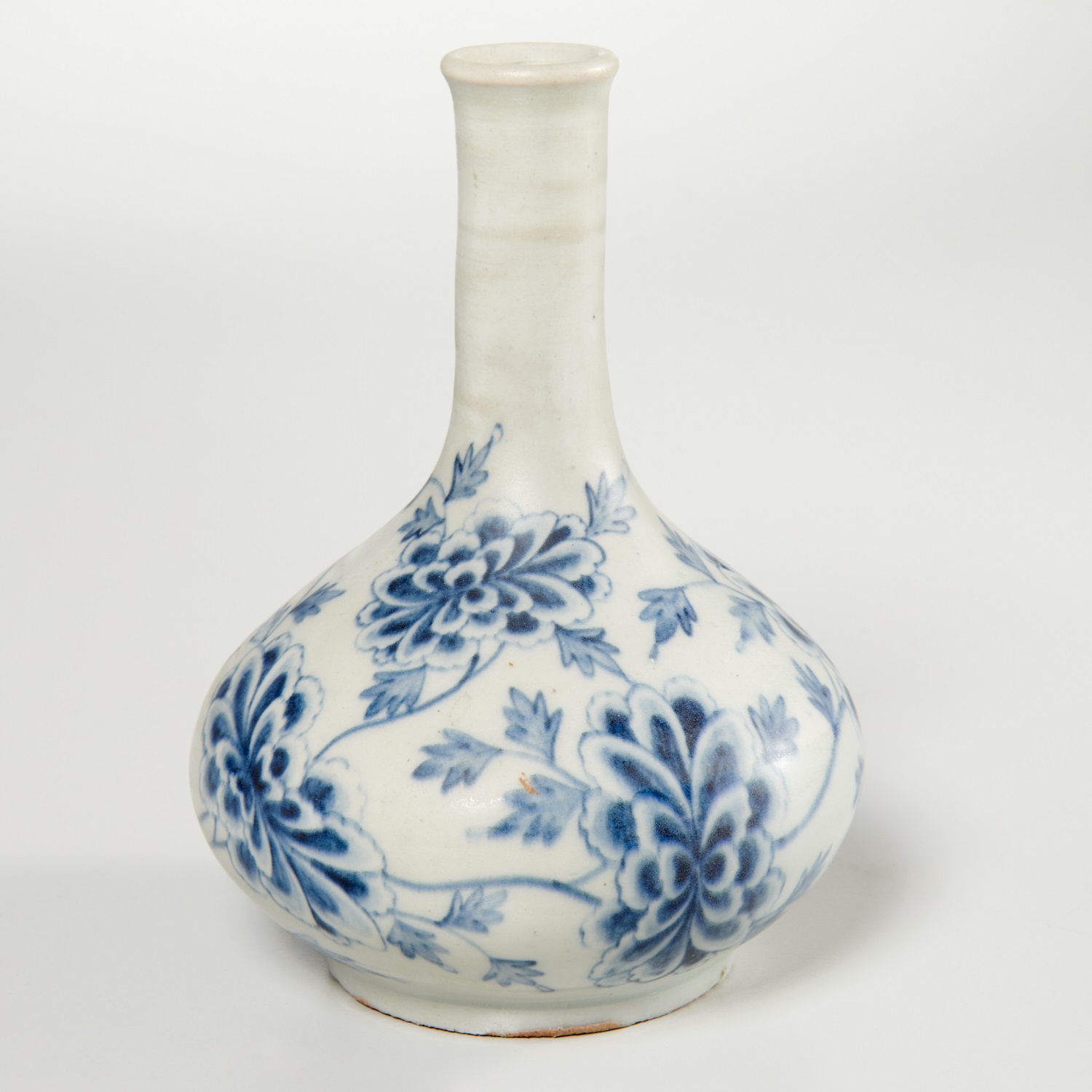 KOREAN PORCELAIN BLUE AND WHITE BOTTLE