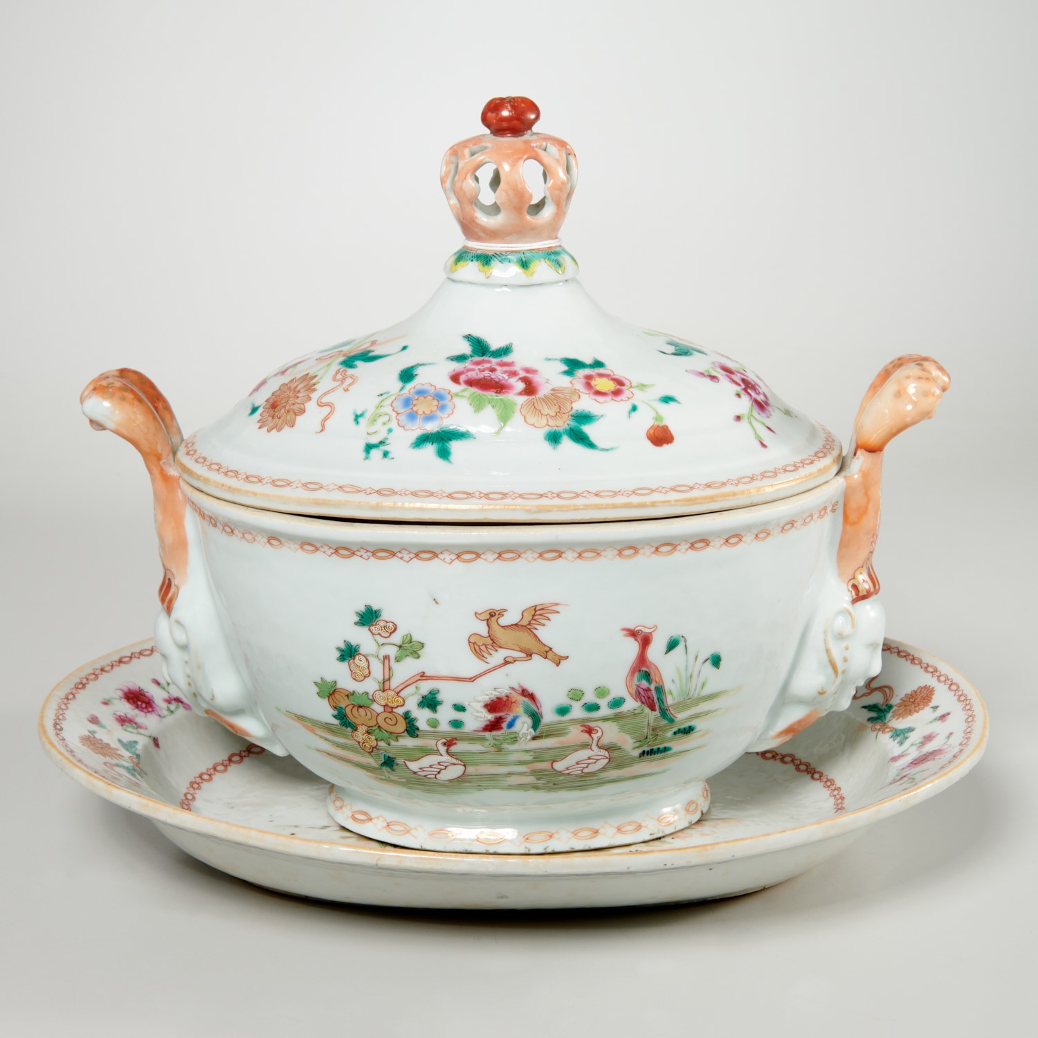 CHINESE EXPORT FAMILLE ROSE PORCELAIN 361e19