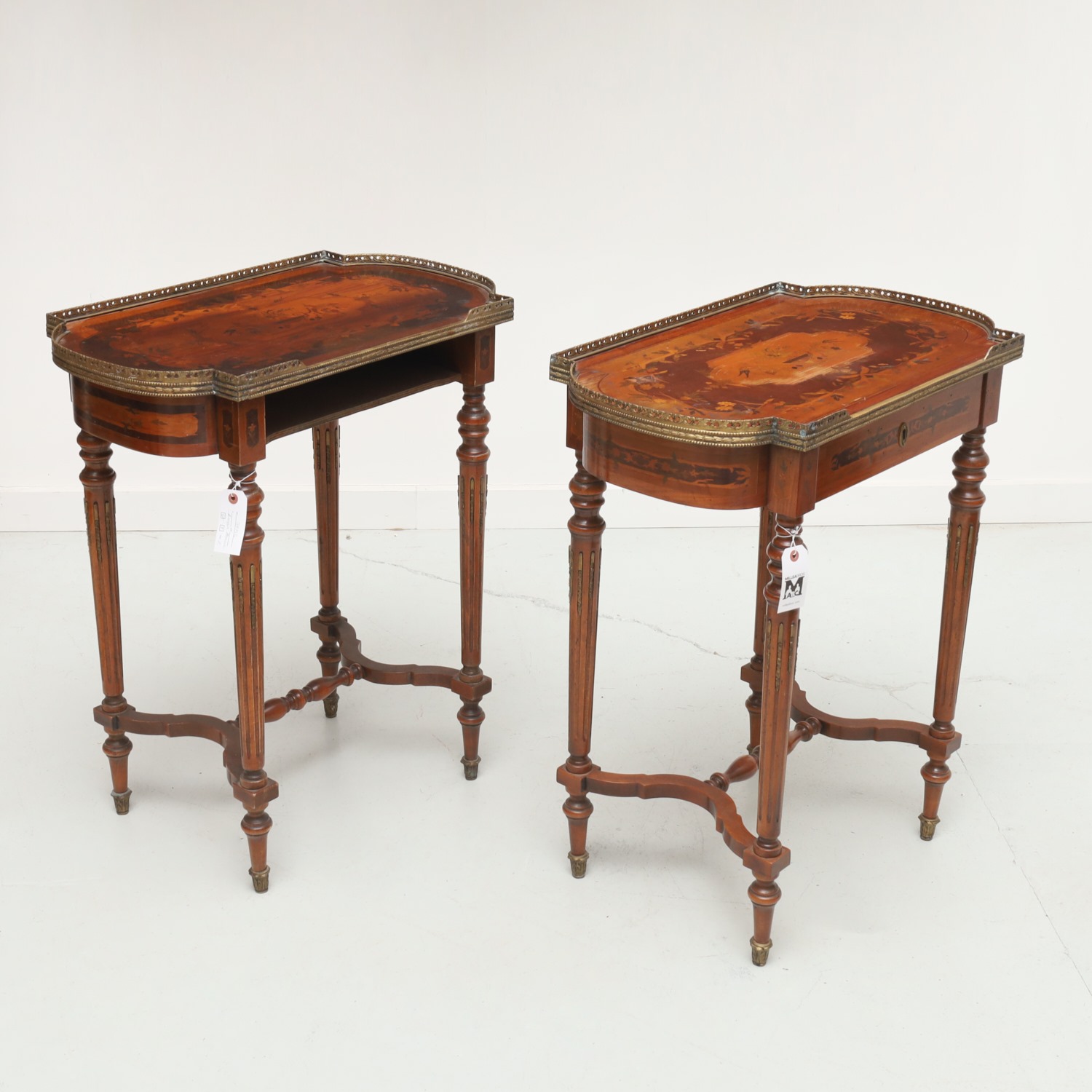 PAIR BAGGIO ANNICO MARQUETRY SIDE