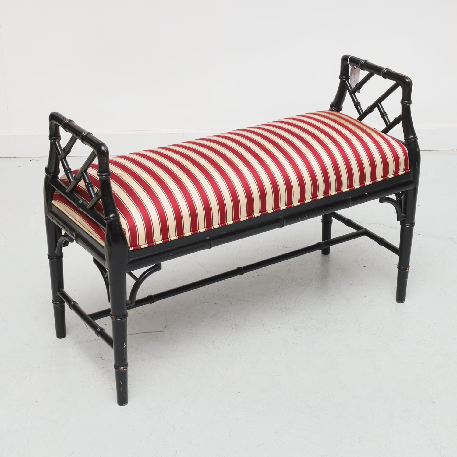 BLACK LACQUERED FAUX BAMBOO BENCH 361f0b