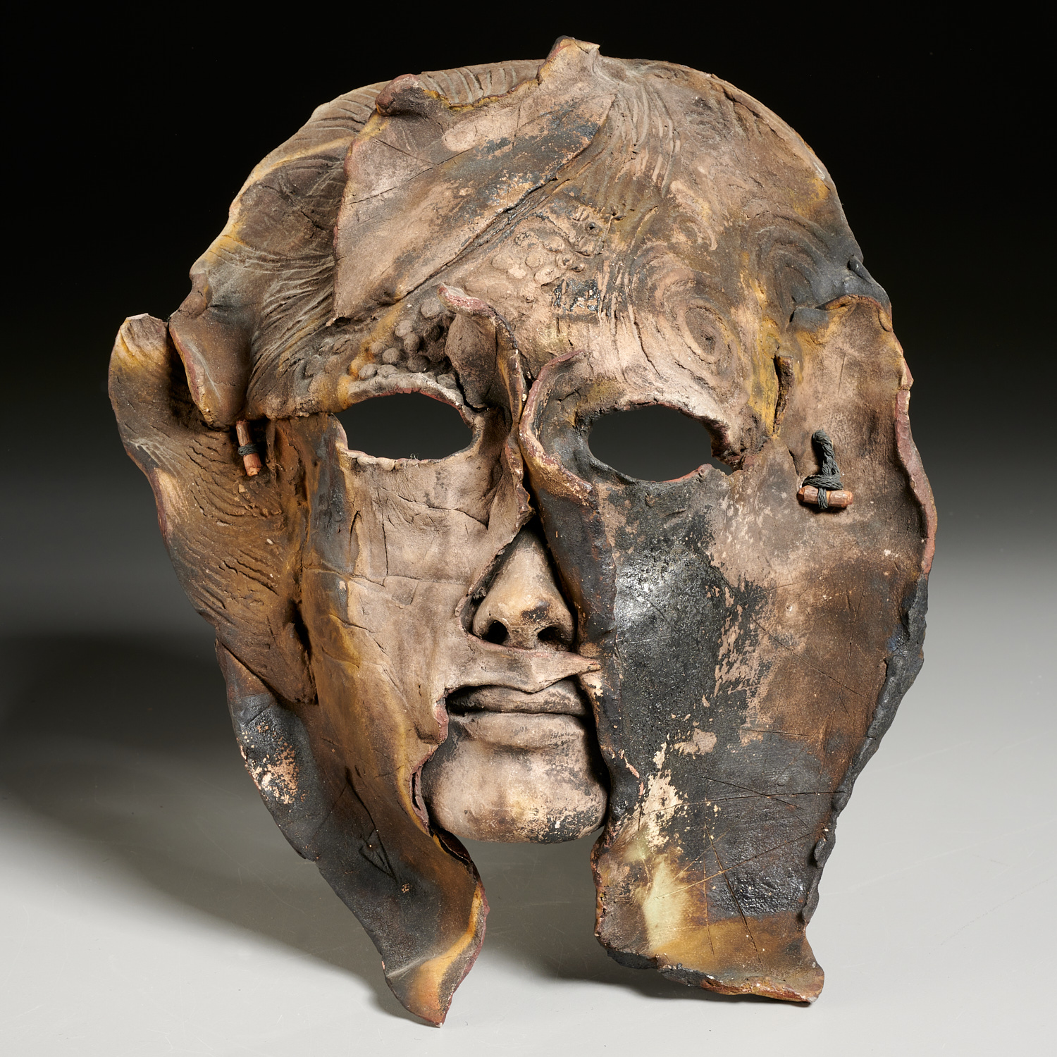 LOUIS MENDEZ CERAMIC MASK 20th 3622af