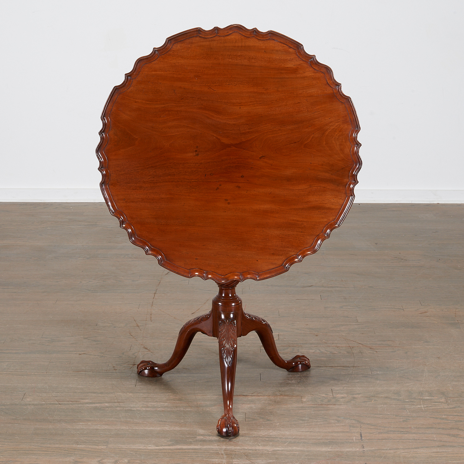 GEORGE III MAHOGANY PIE-CRUST TILT-TOP