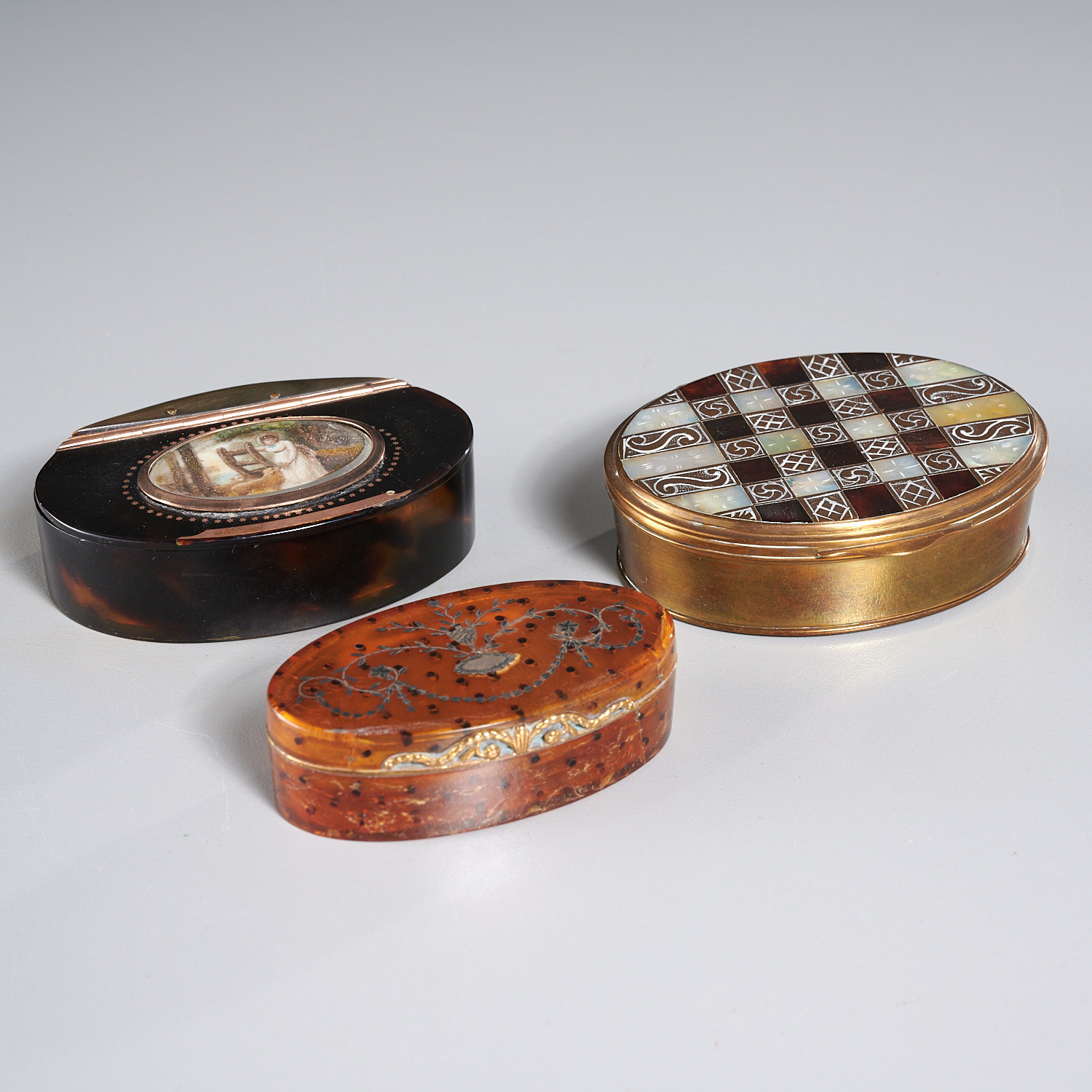 (3) ENGLISH & CONTINENTAL SNUFF