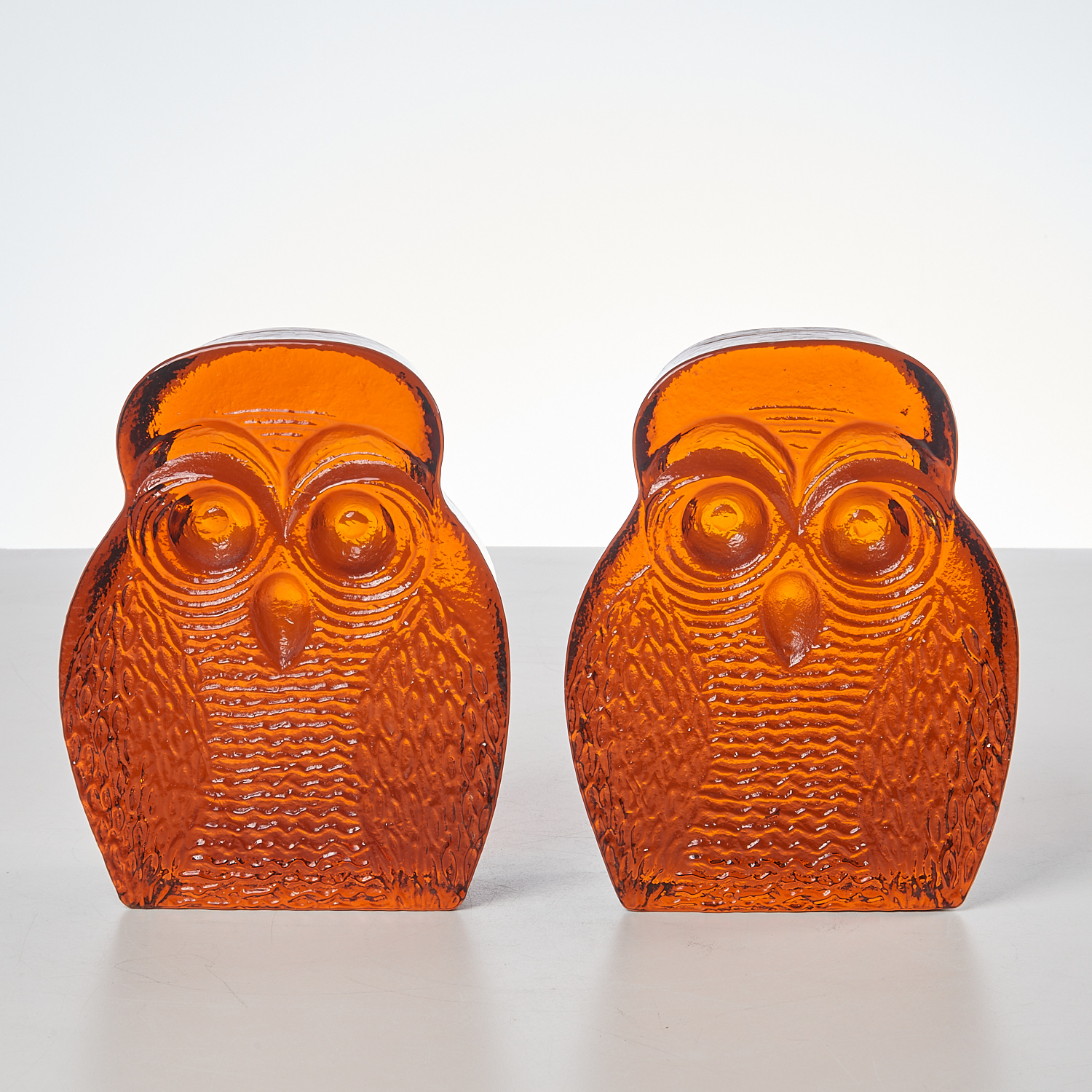 PAIR BLENKO AMBER GLASS OWL BOOKENDS 36251d