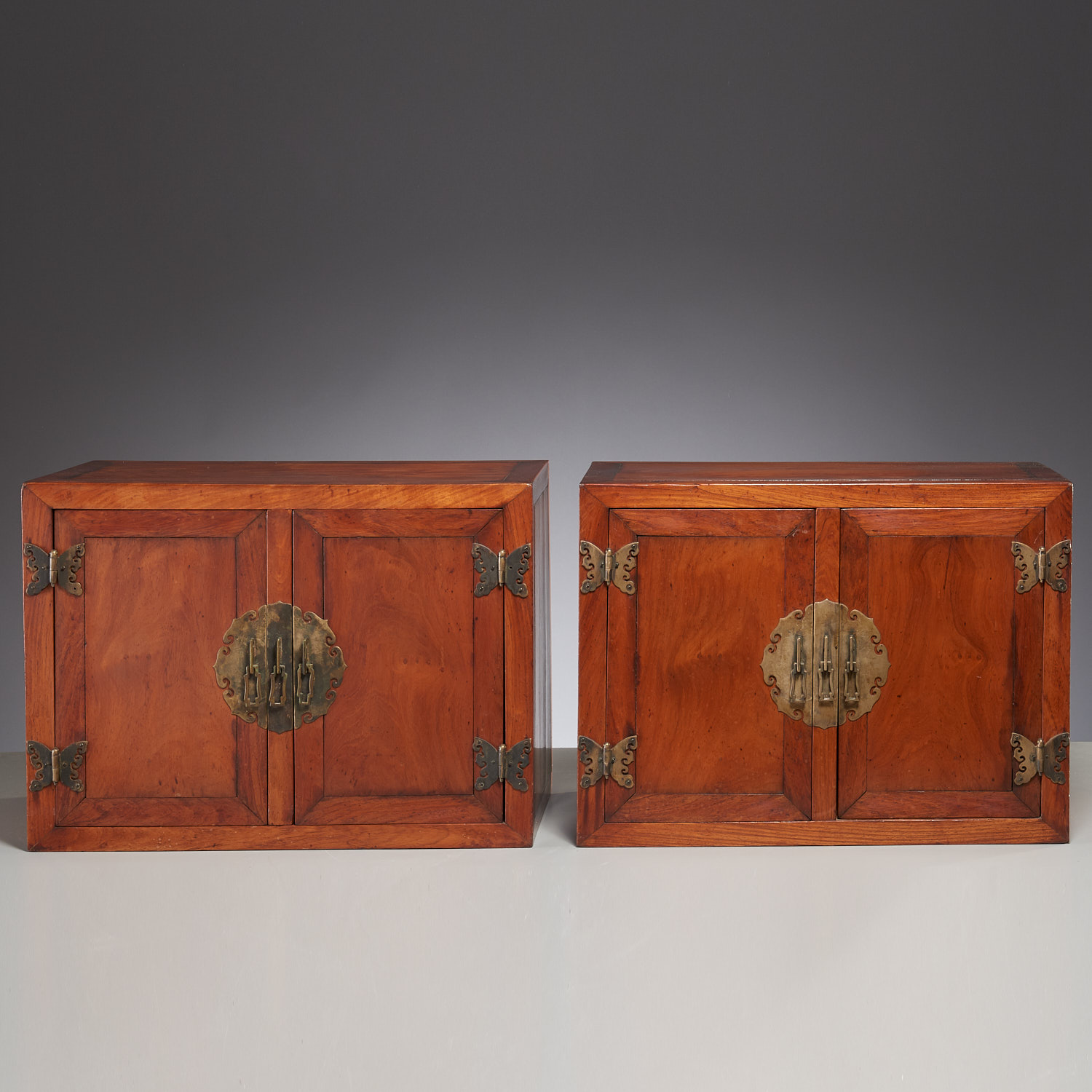 GOOD PAIR CHINESE HUANGHUALI CABINETS 3625ad