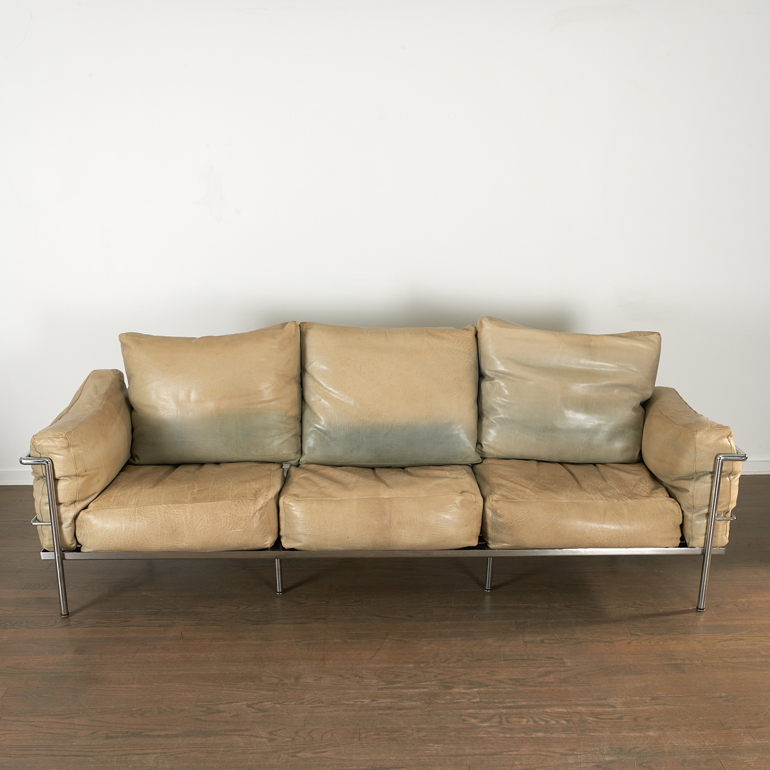 LE CORBUSIER STYLE THREE SEAT 3627bc