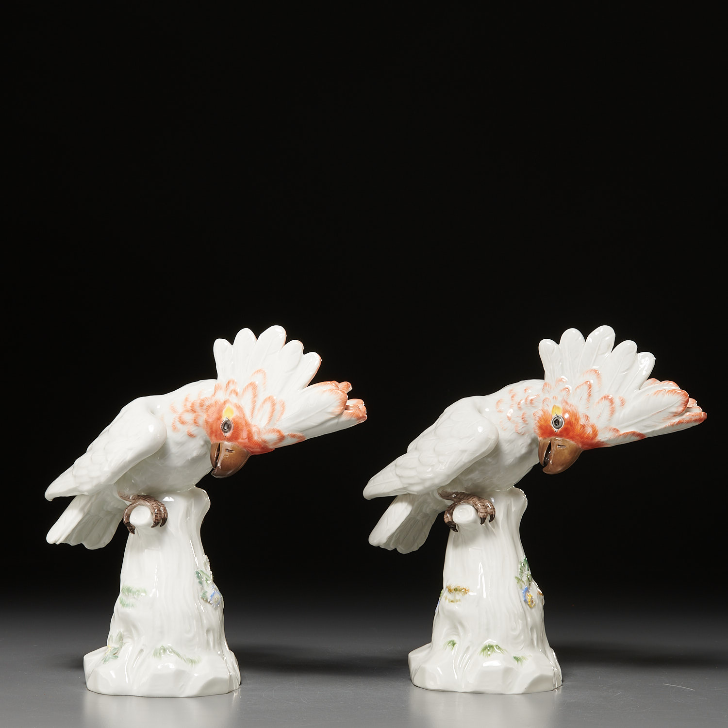 PAIR MEISSEN COCKATOO FIGURINES 3628de