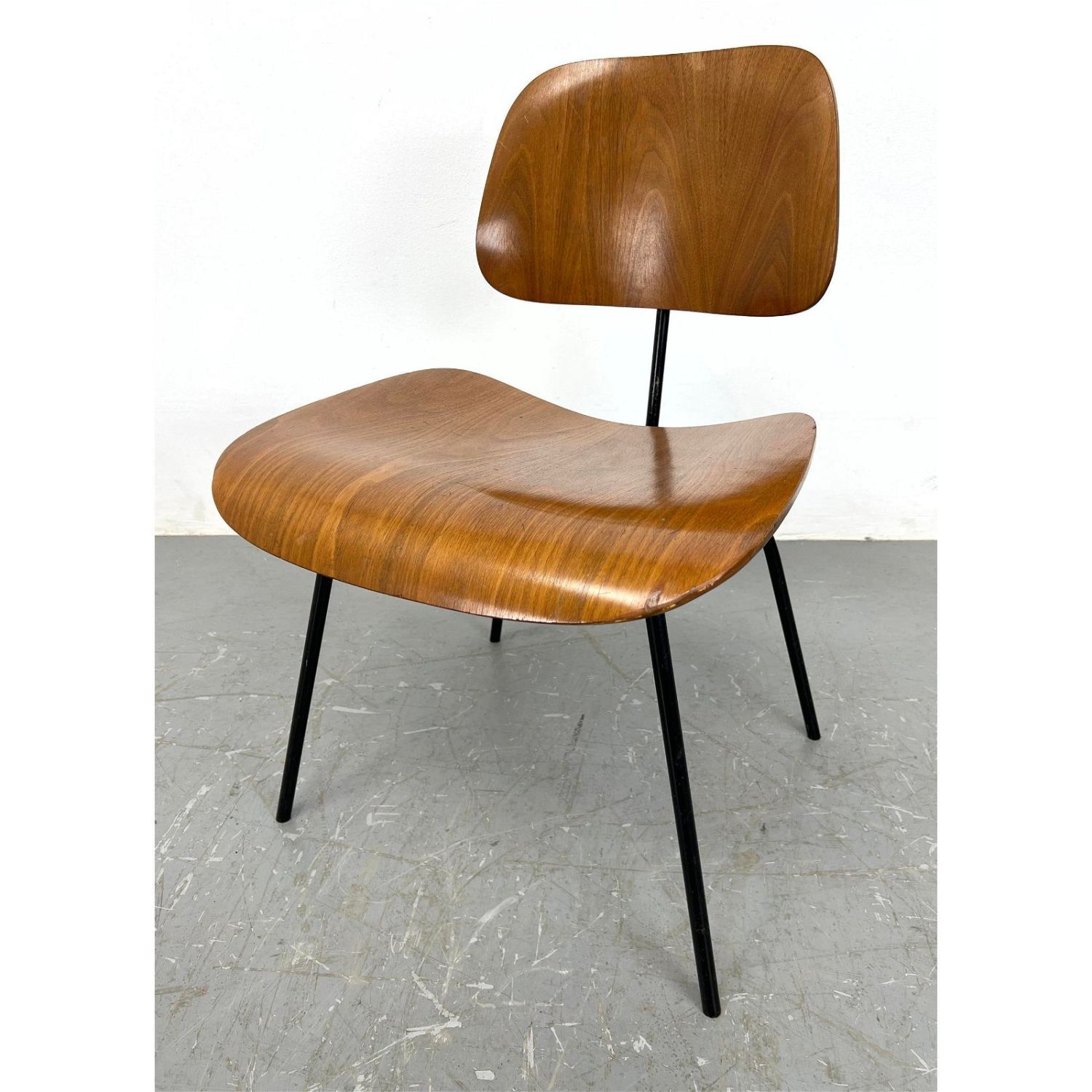 CHARLES EAMES for HERMAN MILLER 362a84