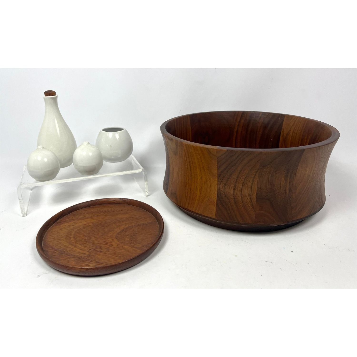 Mid Century Modern Tablewares  362a88