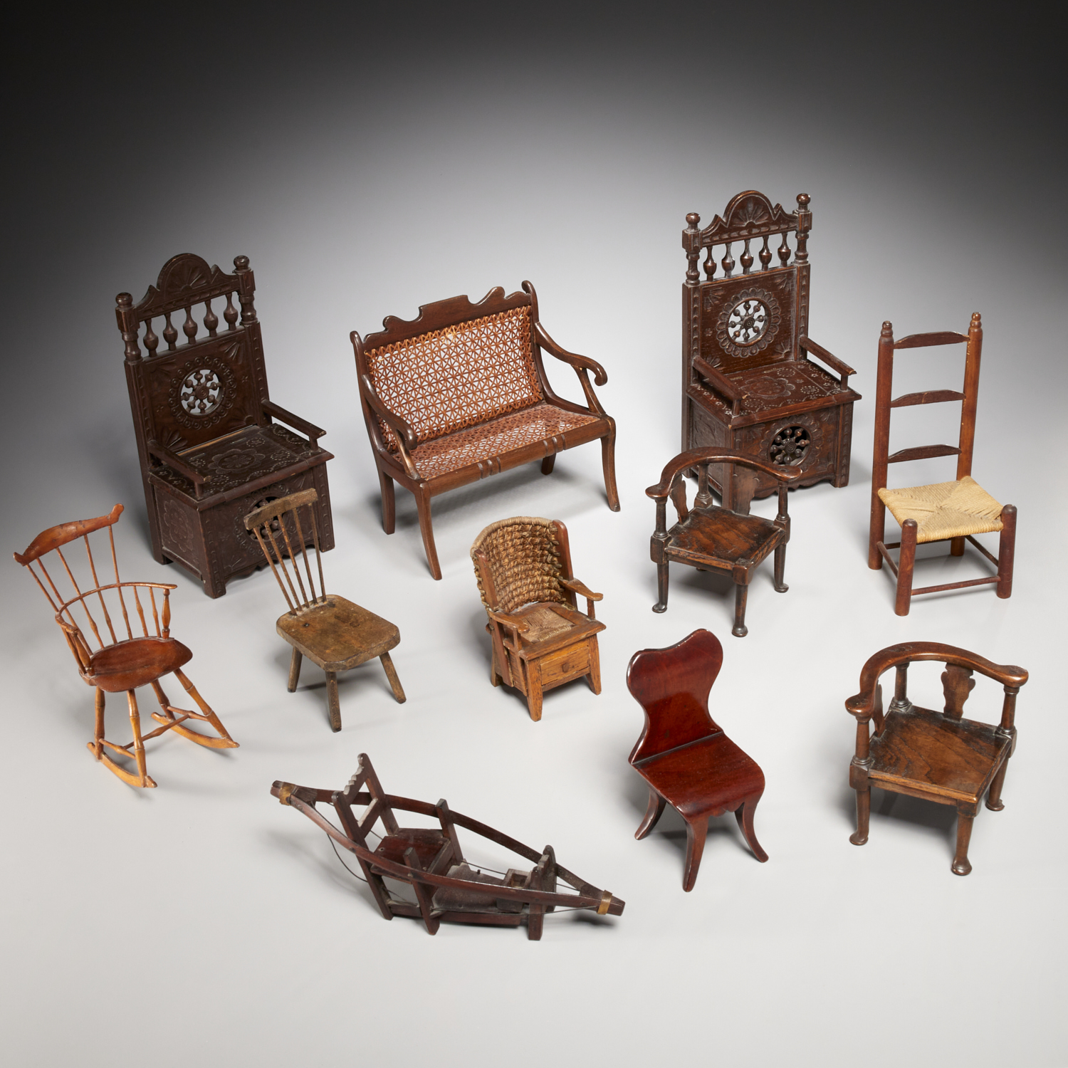 ANTIQUE MINIATURE CHAIR COLLECTION 36044e