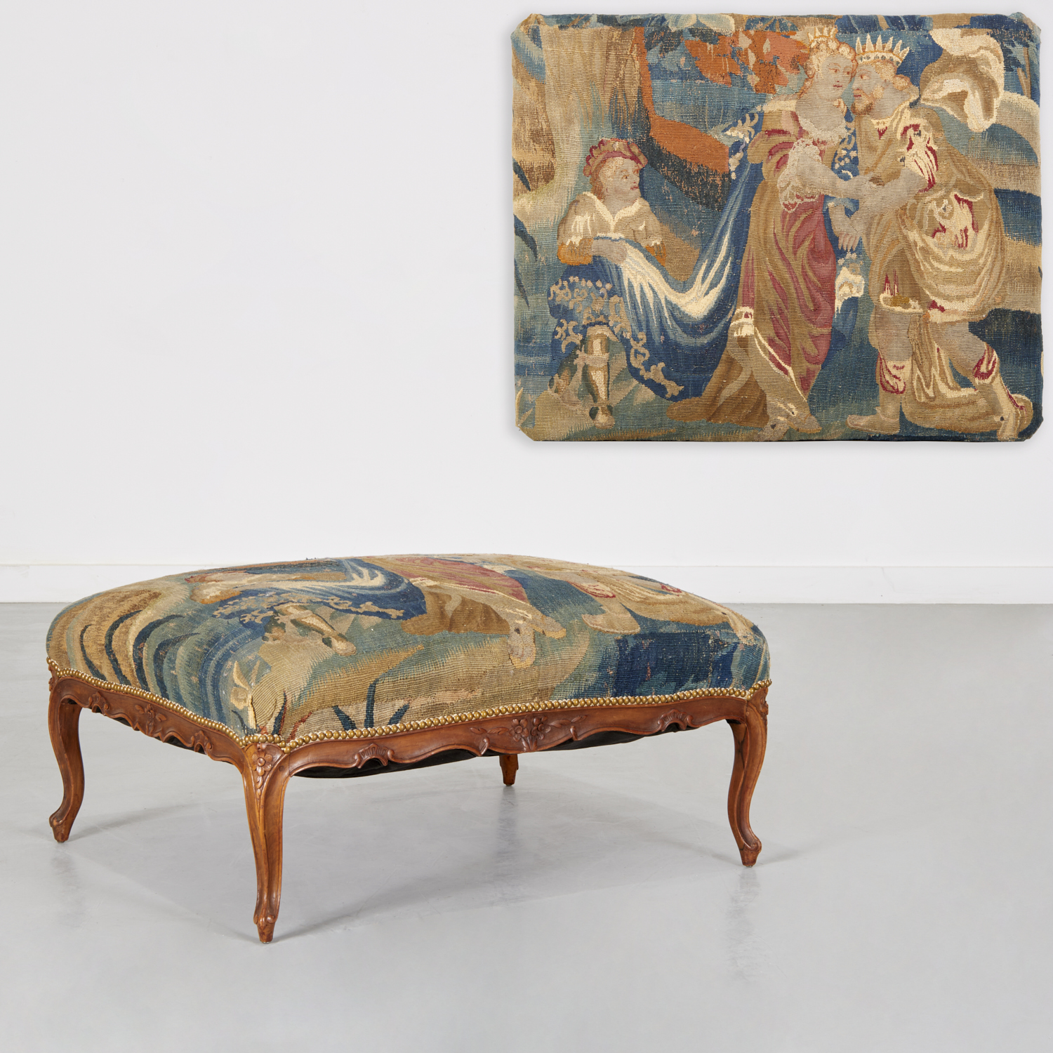 NICE LOUIS XV STYLE TAPESTRY OTTOMAN
