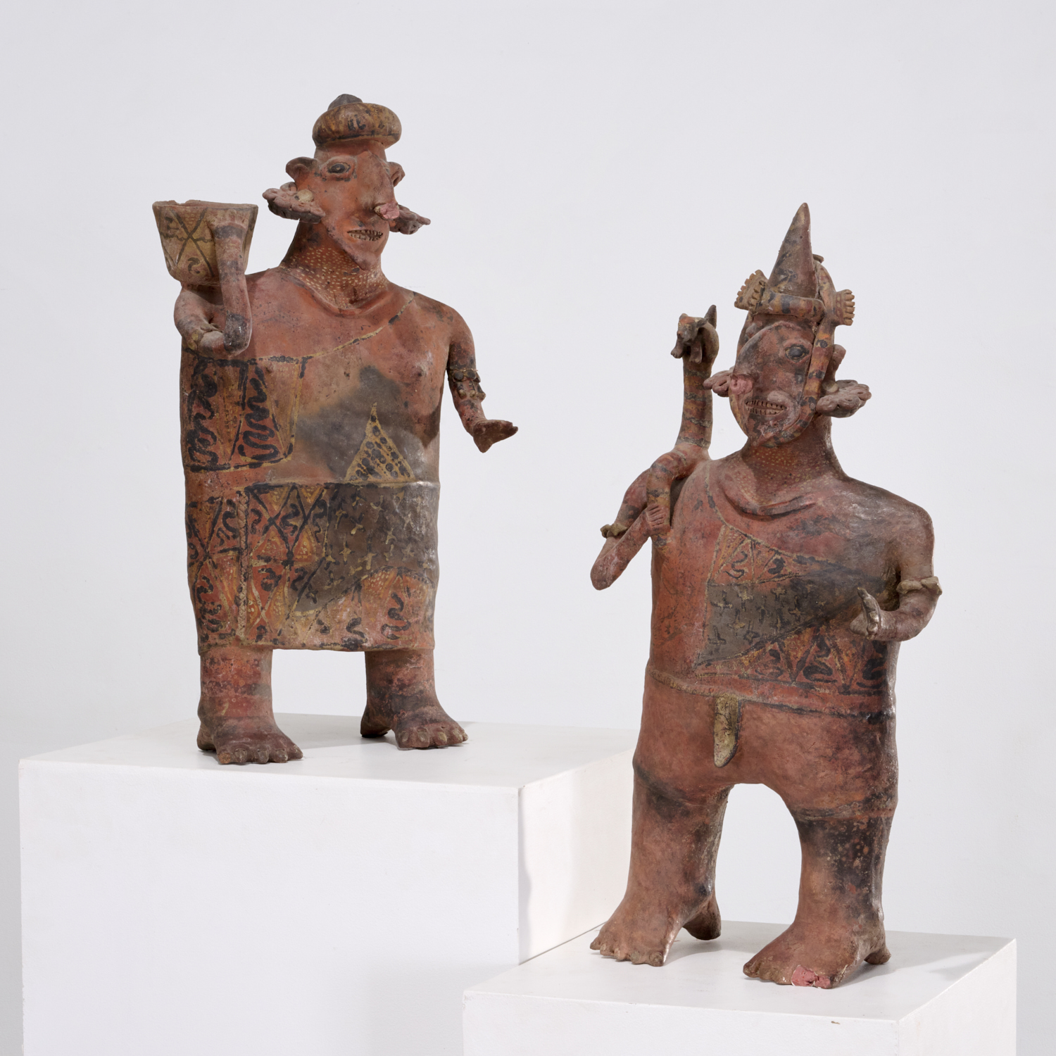 PAIR LARGE NAYARIT STYLE TERRACOTTA