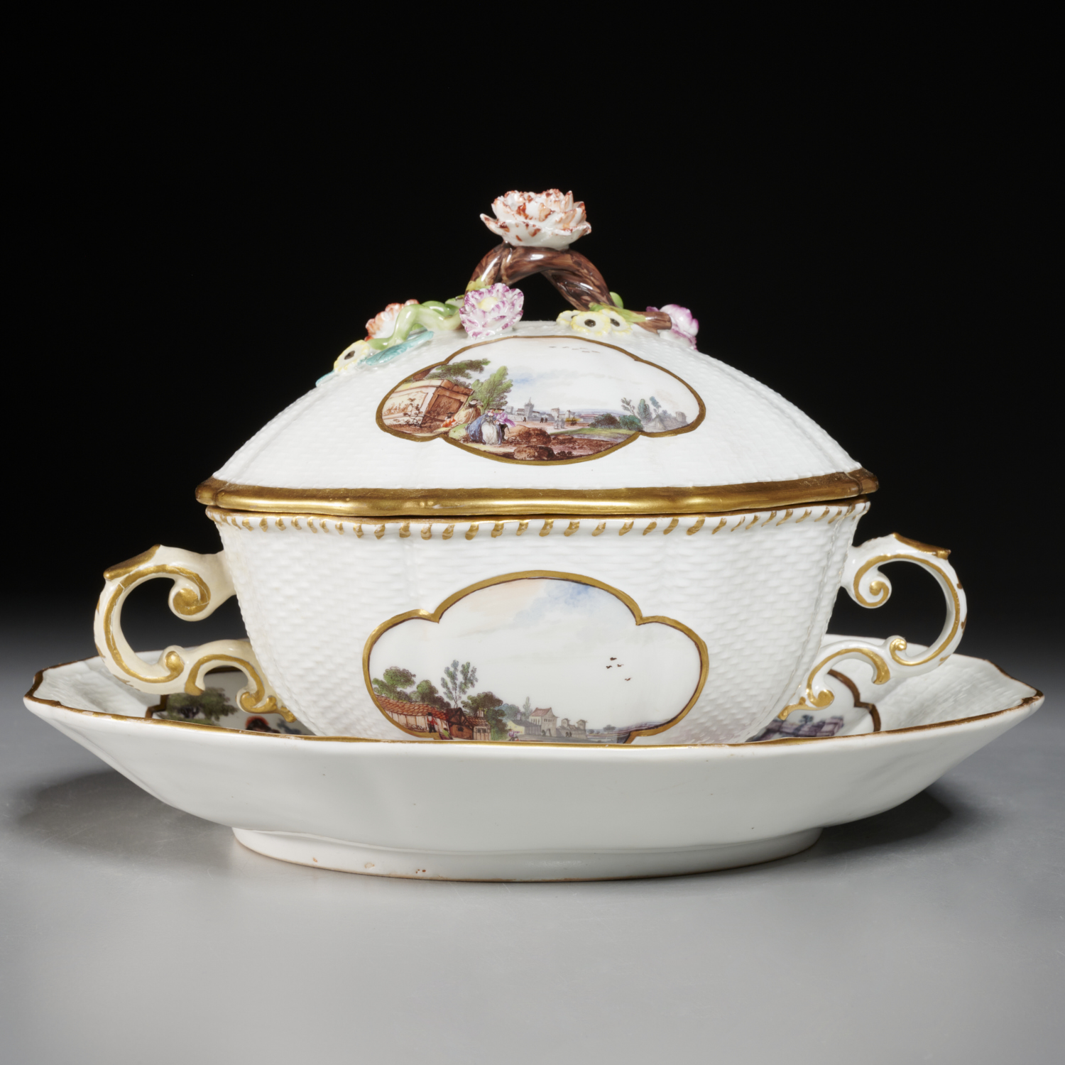 MEISSEN ECUELLE COVER AND STAND  3606a8