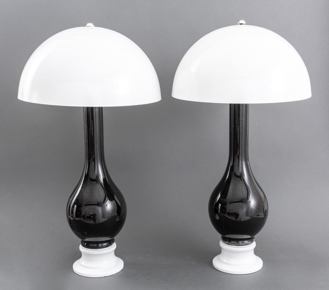 MID-CENTURY MODERN MUSHROOM TABLE LAMP,