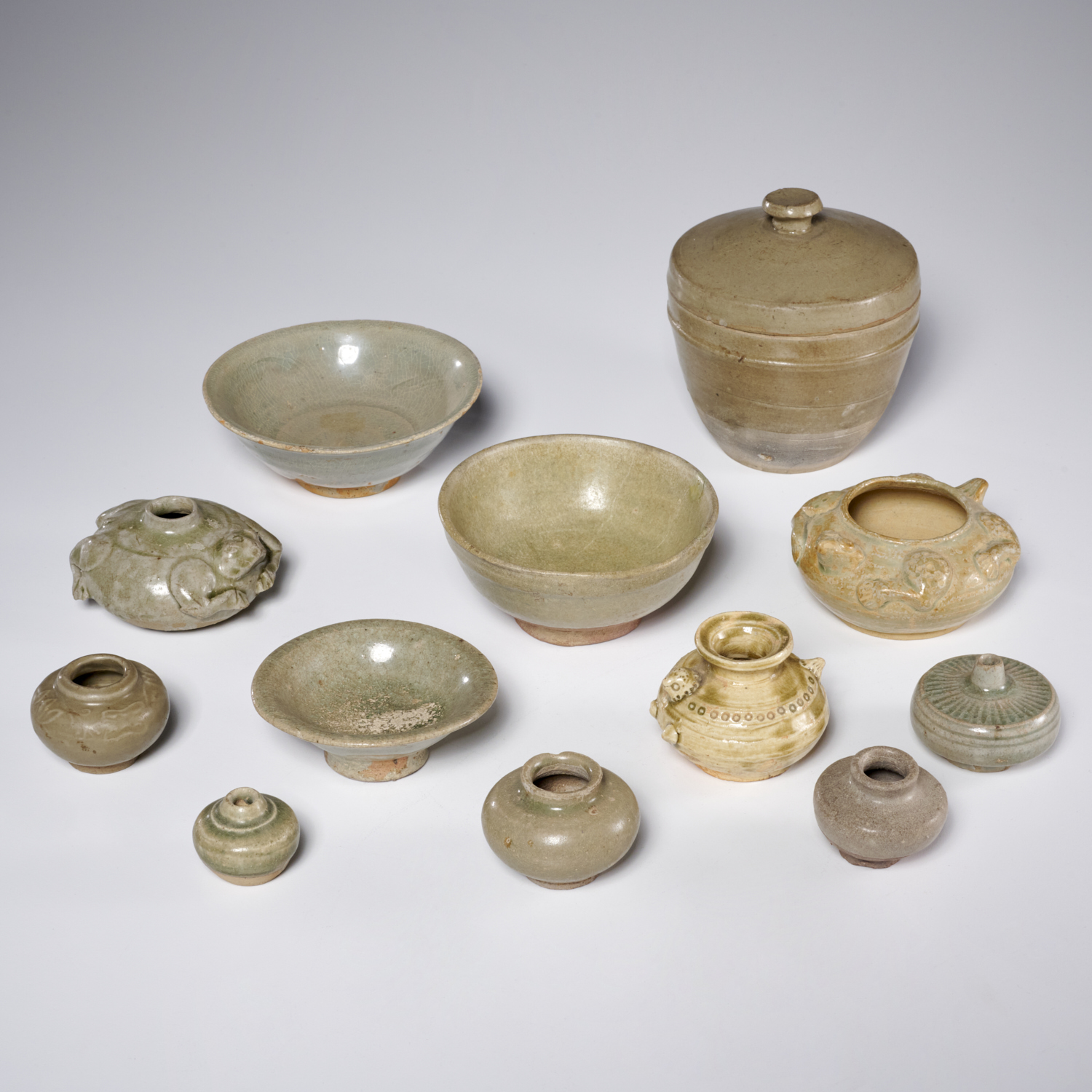 GROUP ASIAN CELADON GLAZED EARTHENWARE 360a82