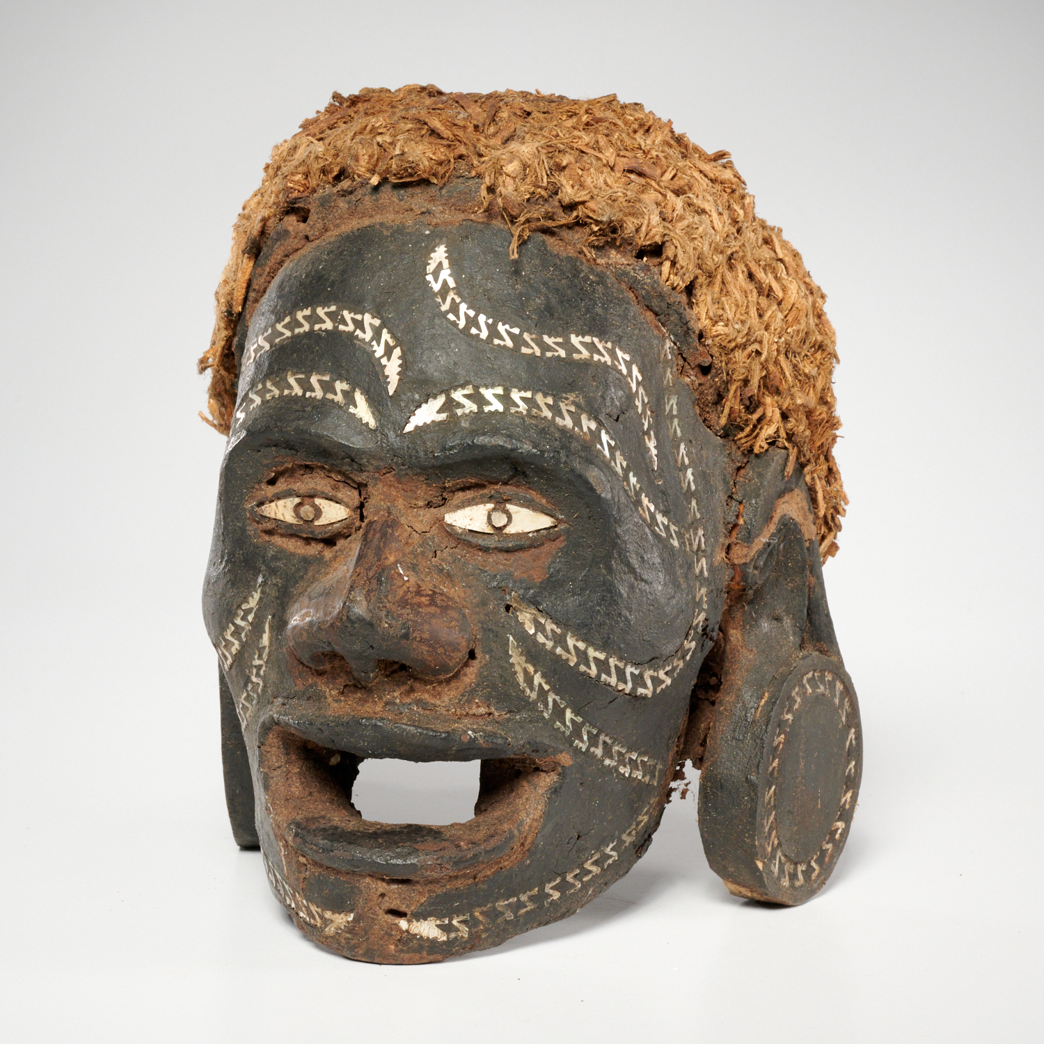 SOLOMON ISLANDS INLAID HEAD CARVING 360b72