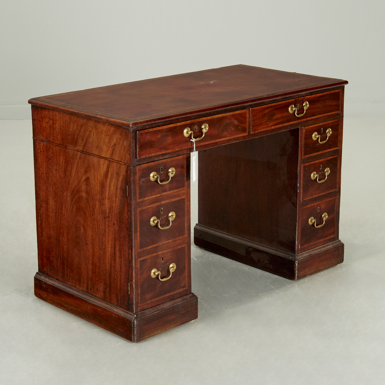 VICTORIAN MAHOGANY DOUBLE PEDESTAL