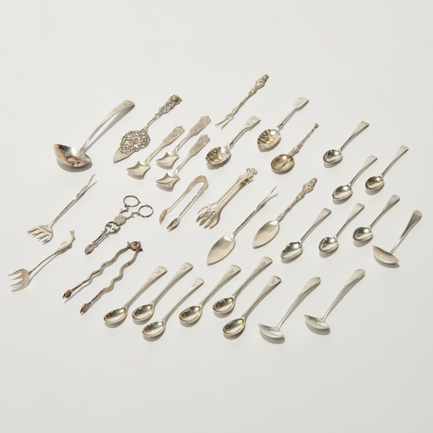 LARGE GROUP SILVER UTENSILS AND 360b82