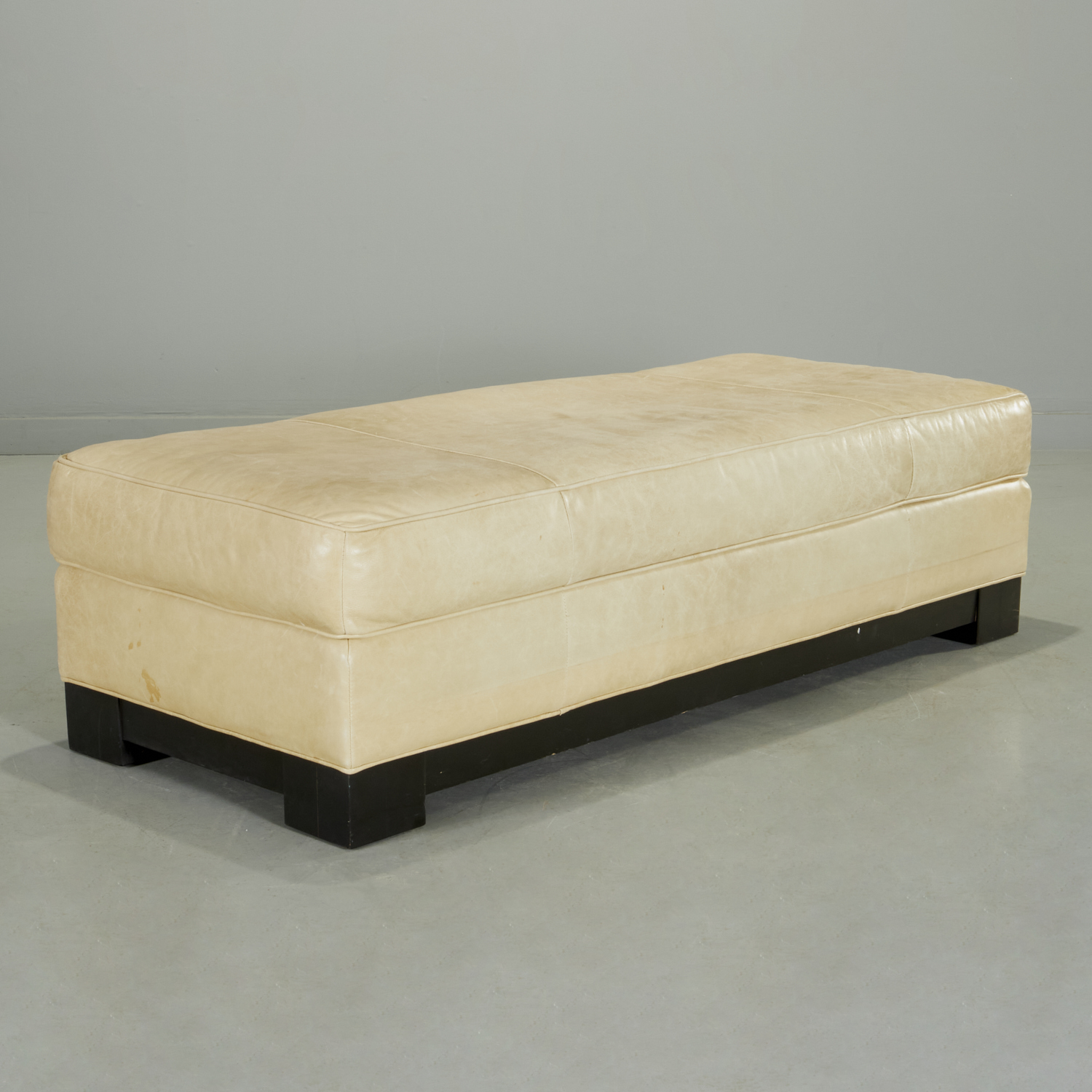 CRATE & BARREL 'ANGELO' LEATHER