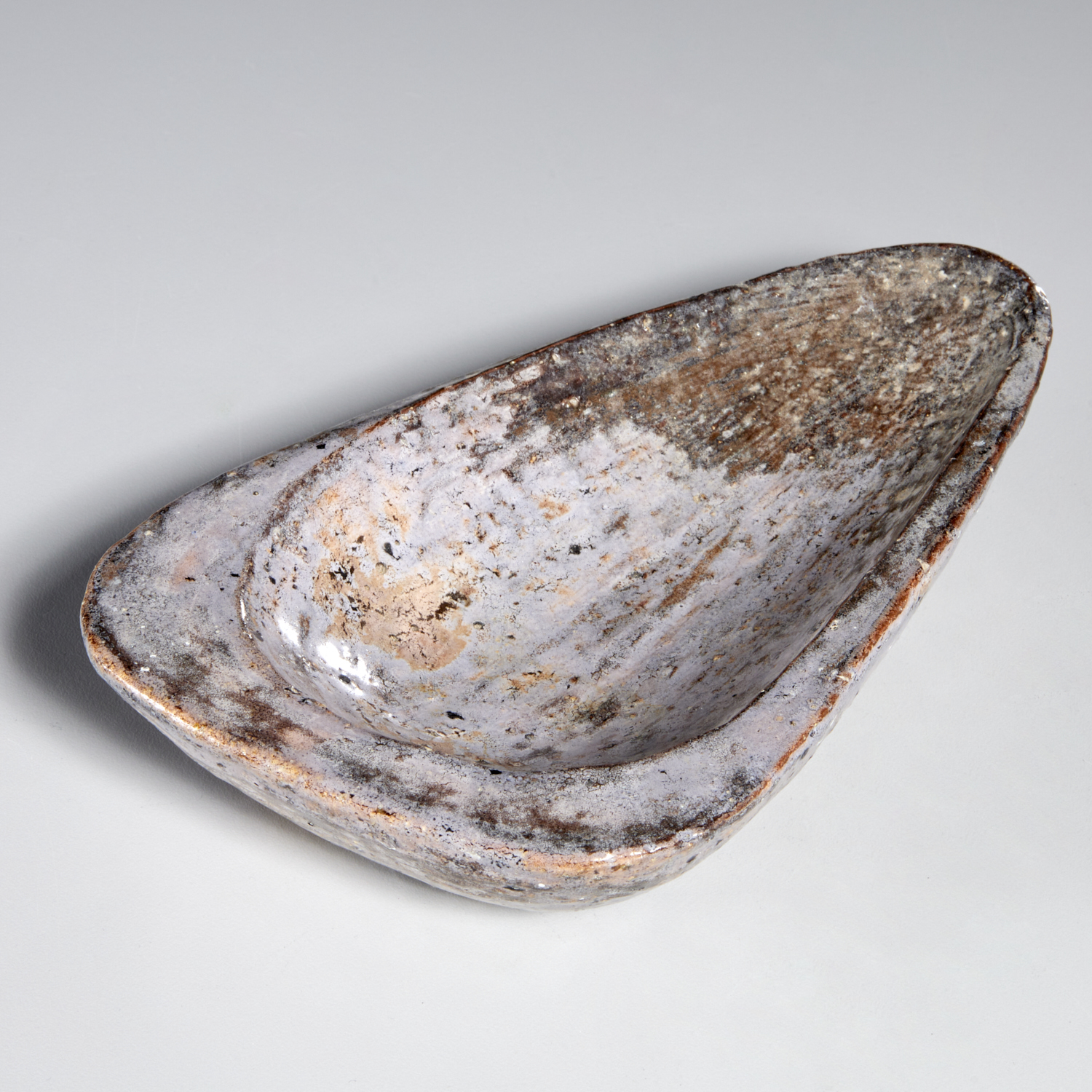 EMILY MASON, MODERN CERAMIC DISH