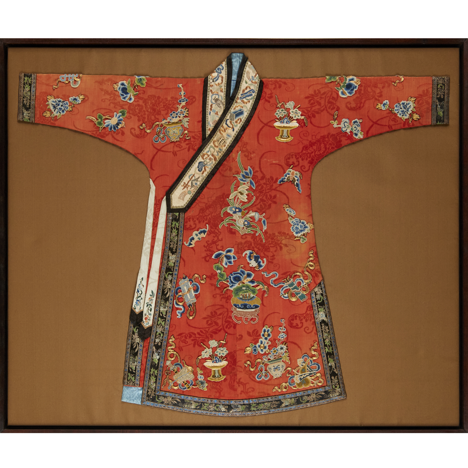 CHINESE SILK CHILD'S EMBROIDERED