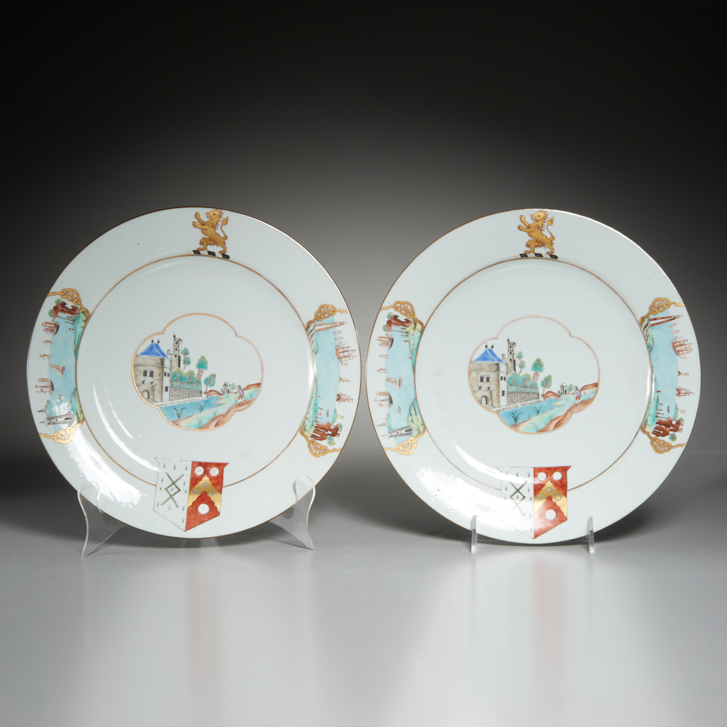 RARE PAIR CHINESE EXPORT ARMORIAL 360f45