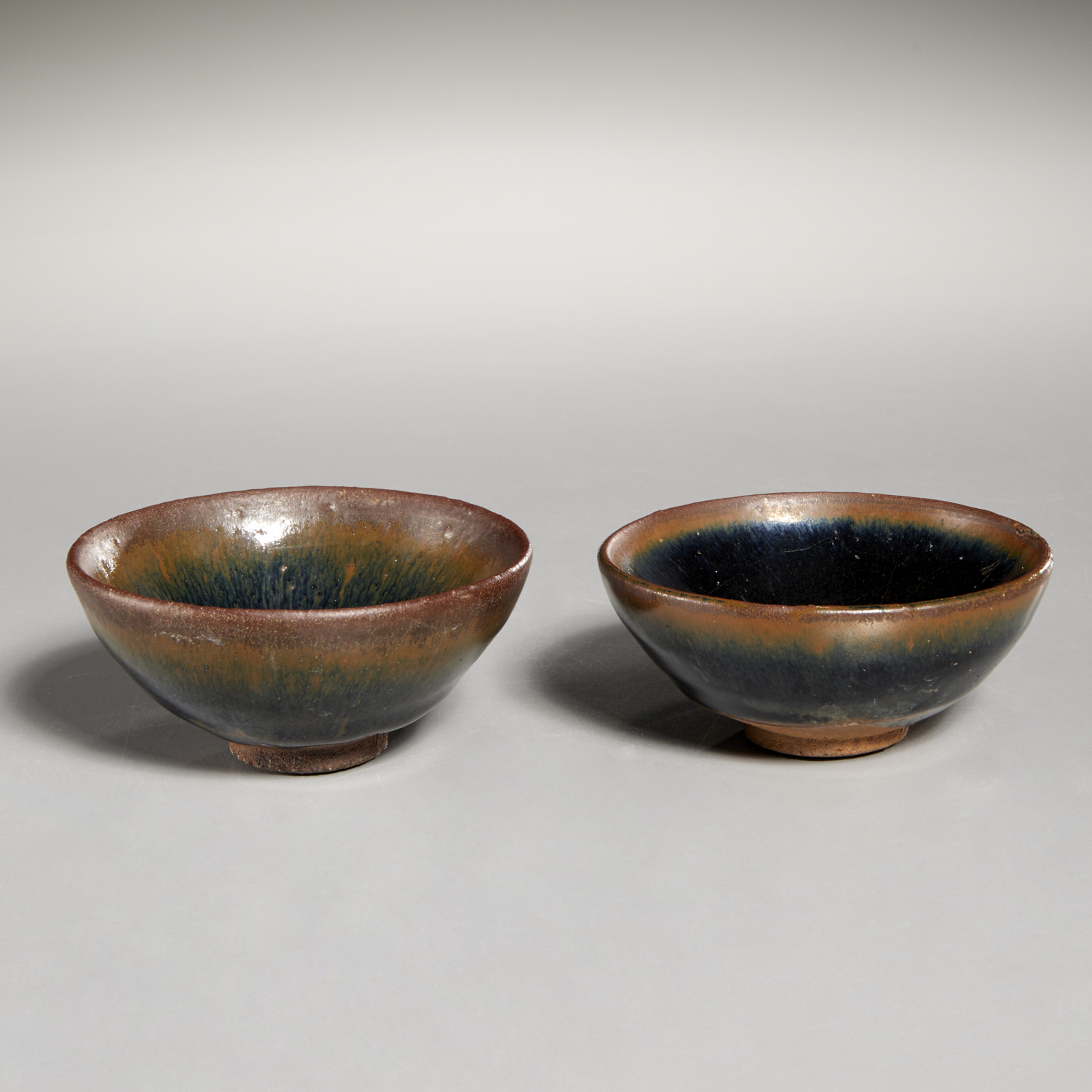  2 SMALL CHINESE JIAN WARE BOWLS 360f52