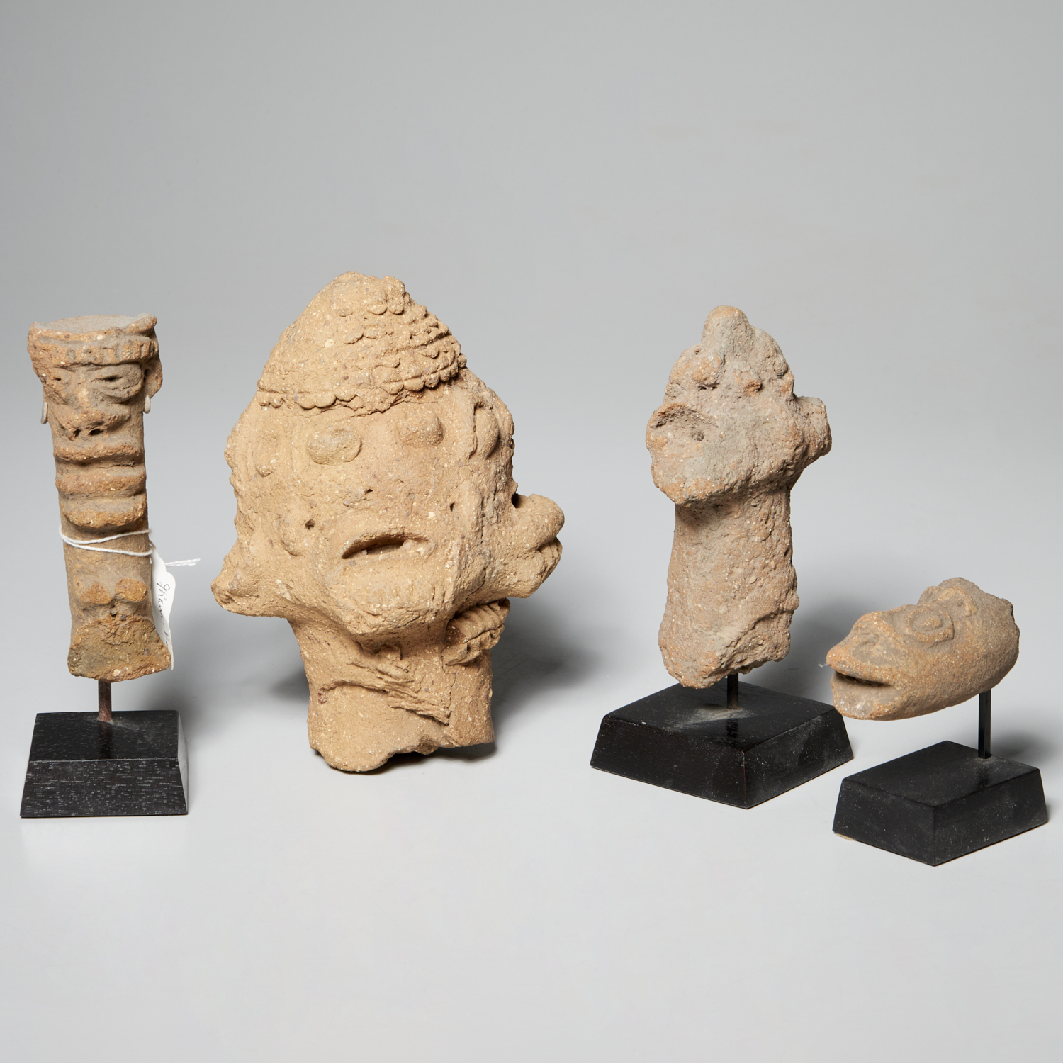 KOMA-BULSA CULTURE, (4) TERRACOTTA