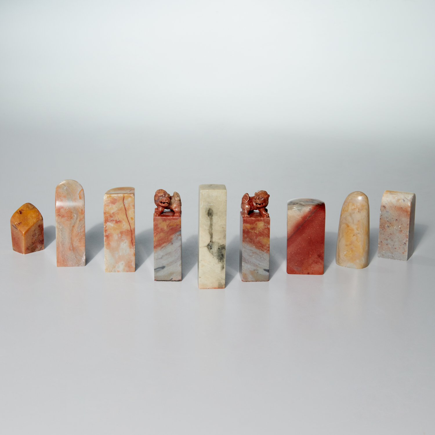 COLLECTION CHINESE HARDSTONE SEALS 361162