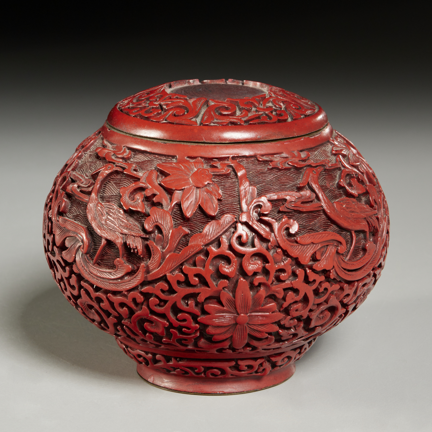 CHINESE CARVED CINNABAR SPHERICAL 3611d8