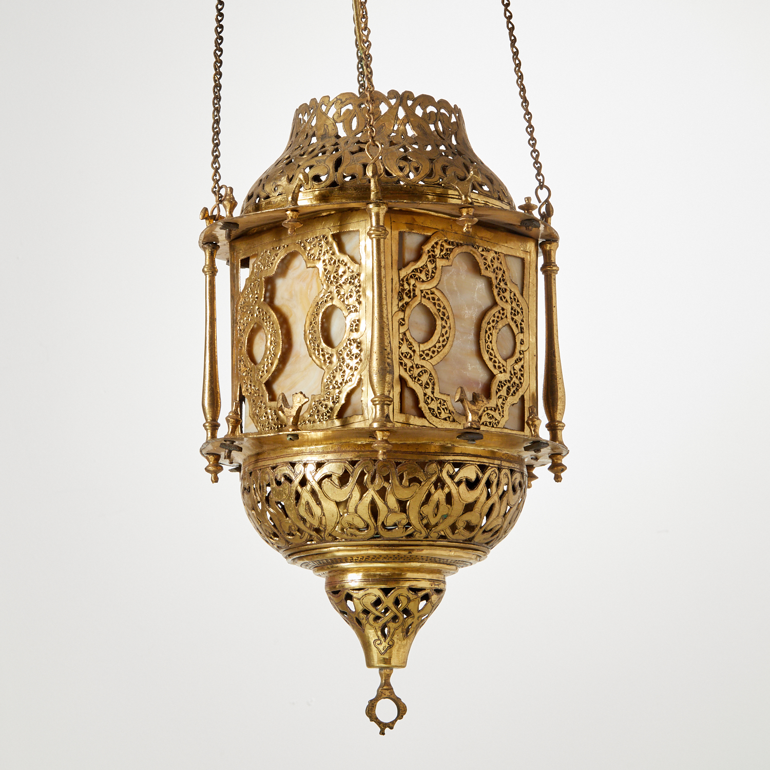 ANTIQUE ISLAMIC ENGRAVED BRASS