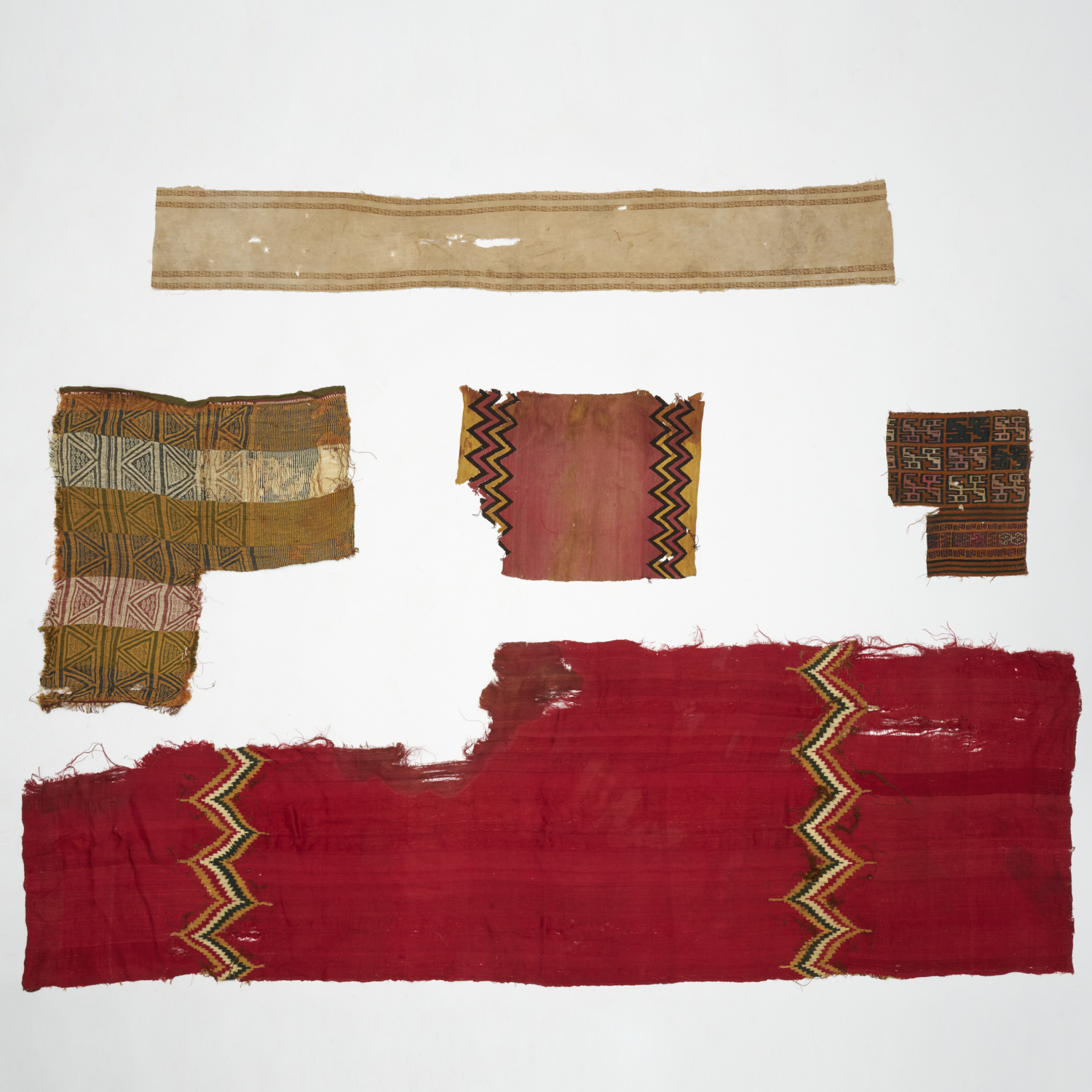 GROUP 5 PRE COLUMBIAN STYLE TEXTILE 361241