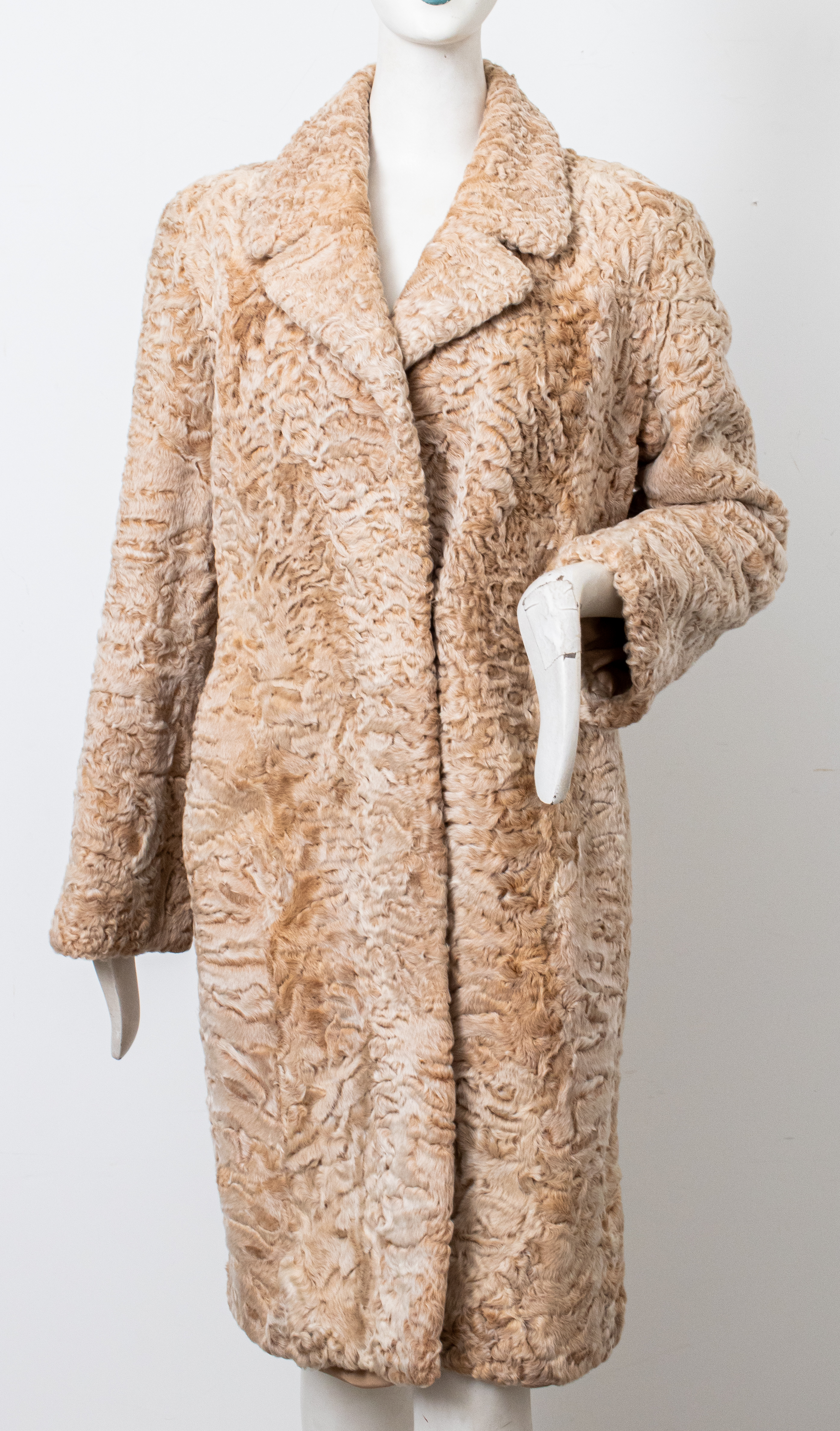 GIULIANA TESO KARAKUL LAMB WOOL