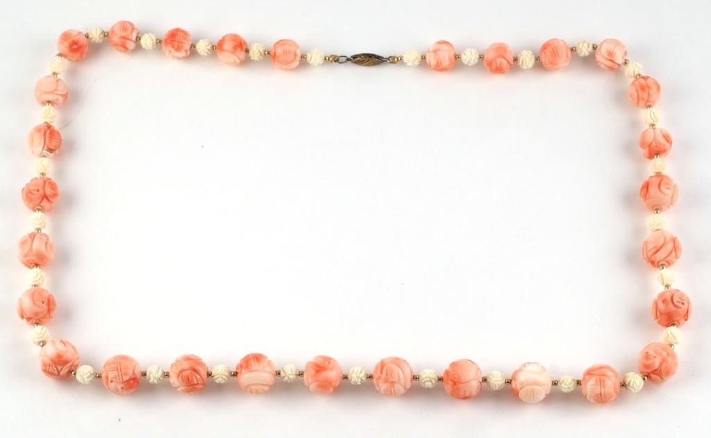 24" CHINESE CARVED CORAL BEAD NECKLACEVintage