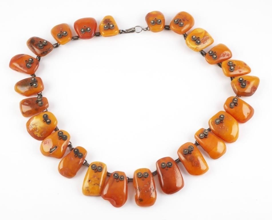 VINTAGE AMBER NECKLACERounded large 363e71